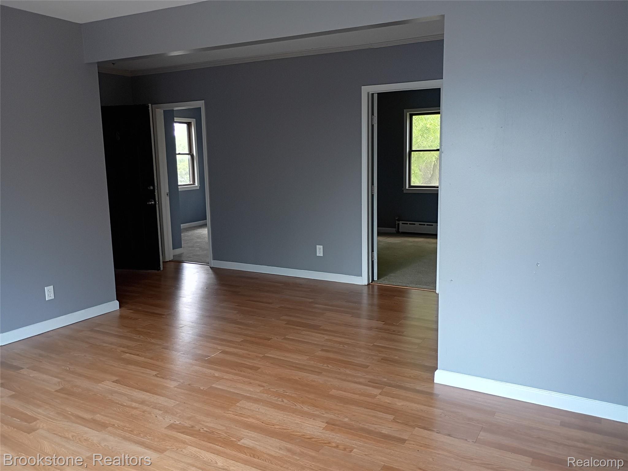 510 Pleasant Street 6 Property Photo 15