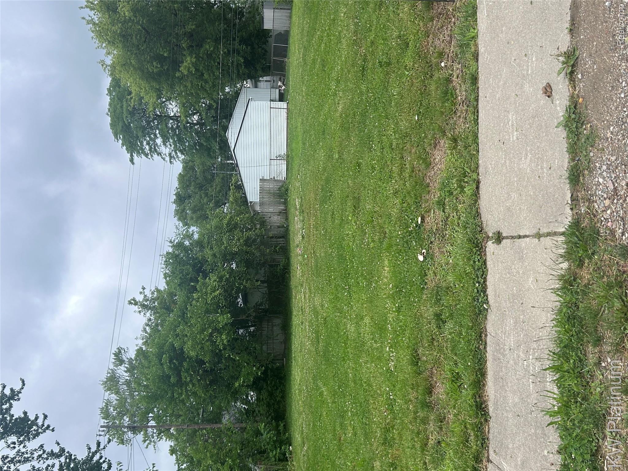 20908 Woodward Street Property Photo 1