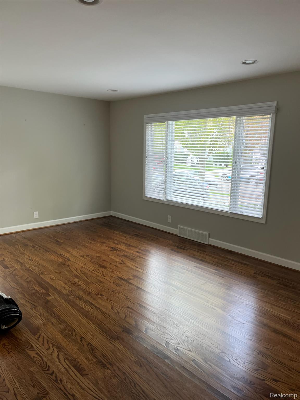 1510 Chapin Avenue Property Photo 18