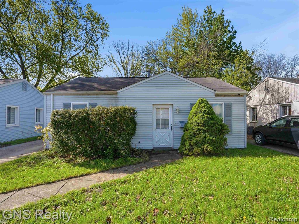 2717 Normandy Road Property Photo 1