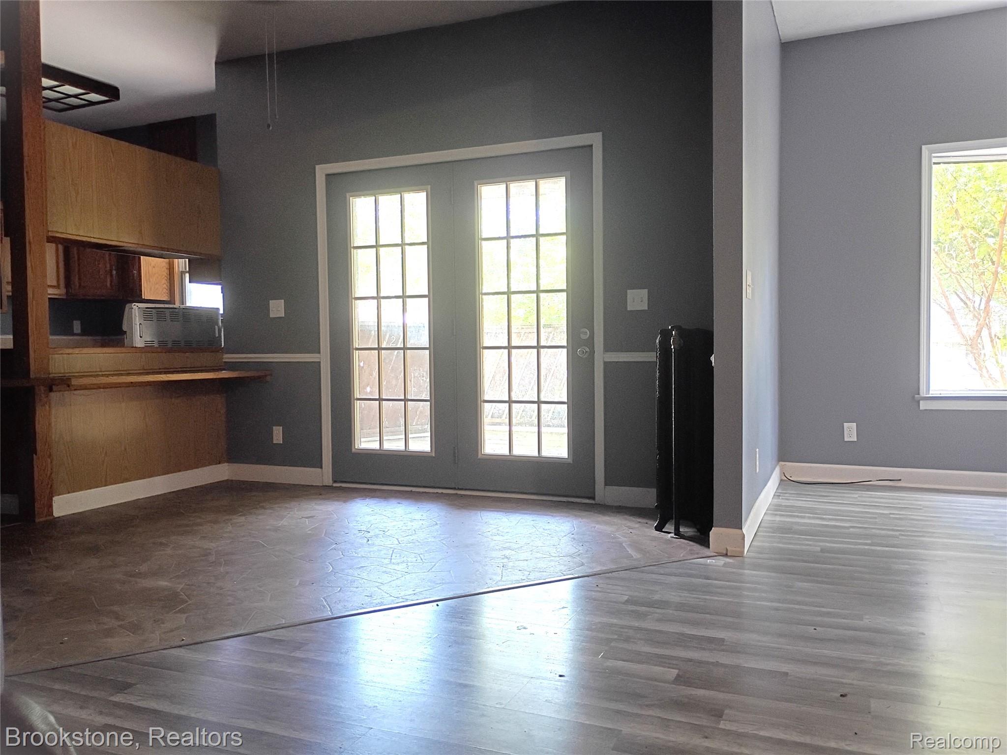510 Pleasant Street 2 Property Photo 1