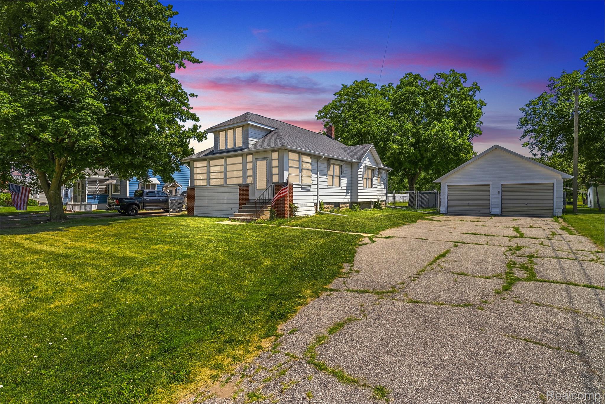 1709 Michigan Avenue Property Photo 1