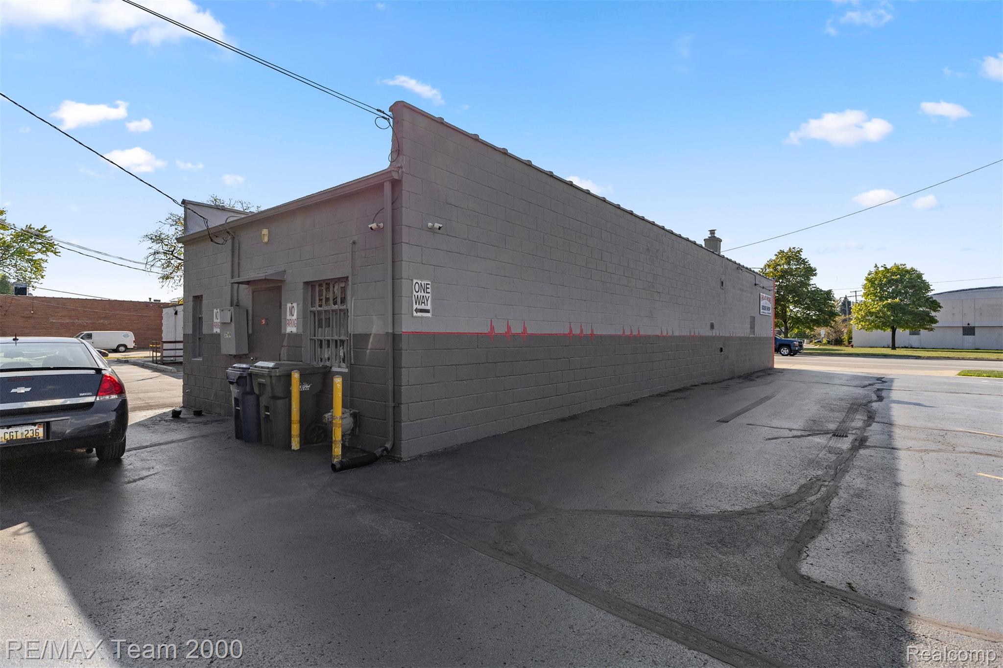 3769 Fort Street Property Photo 4
