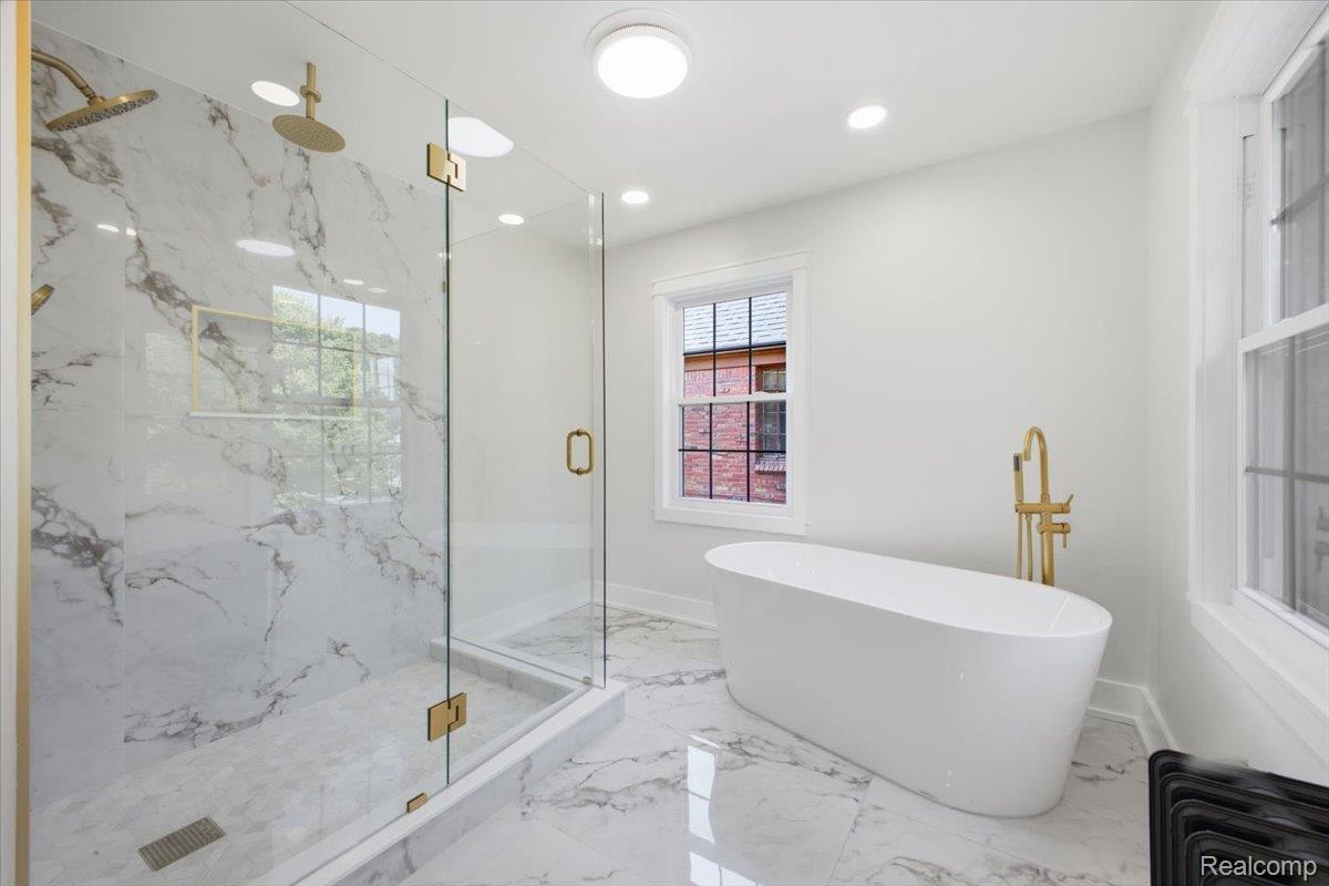 18084 Birchcrest Drive Property Photo 33