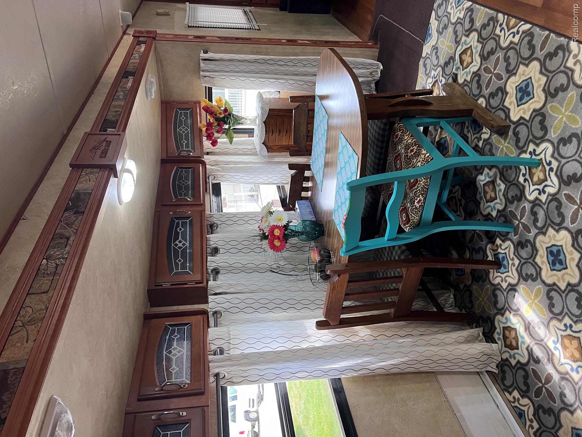 10001 Goodall Road Property Photo 11