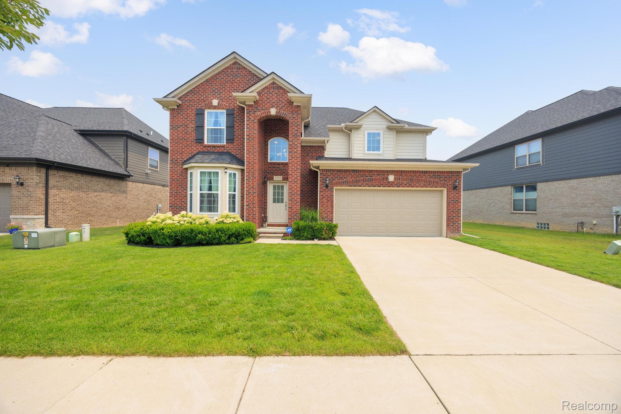 3534 Birchmount Drive Property Photo 1