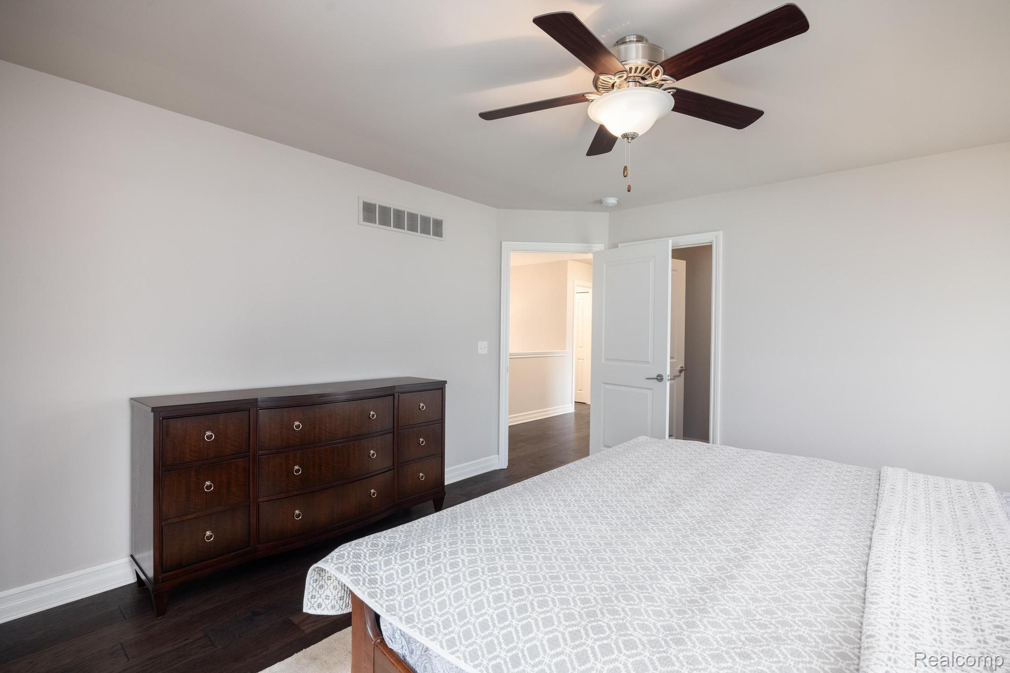 3534 Birchmount Drive Property Photo 18