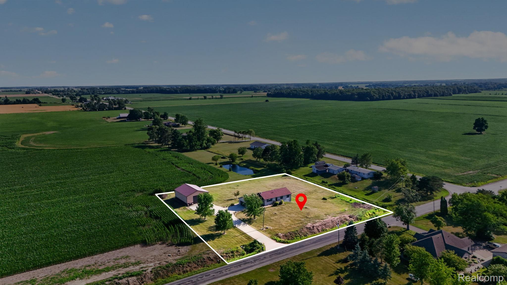 9889 Ditch Road Property Photo 2