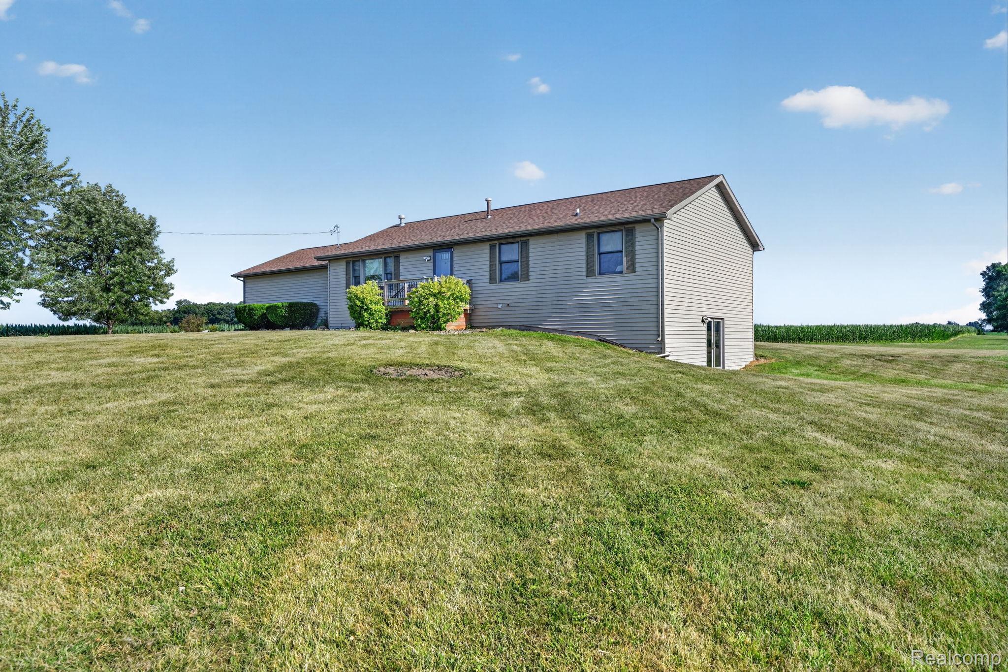 9889 Ditch Road Property Photo 12