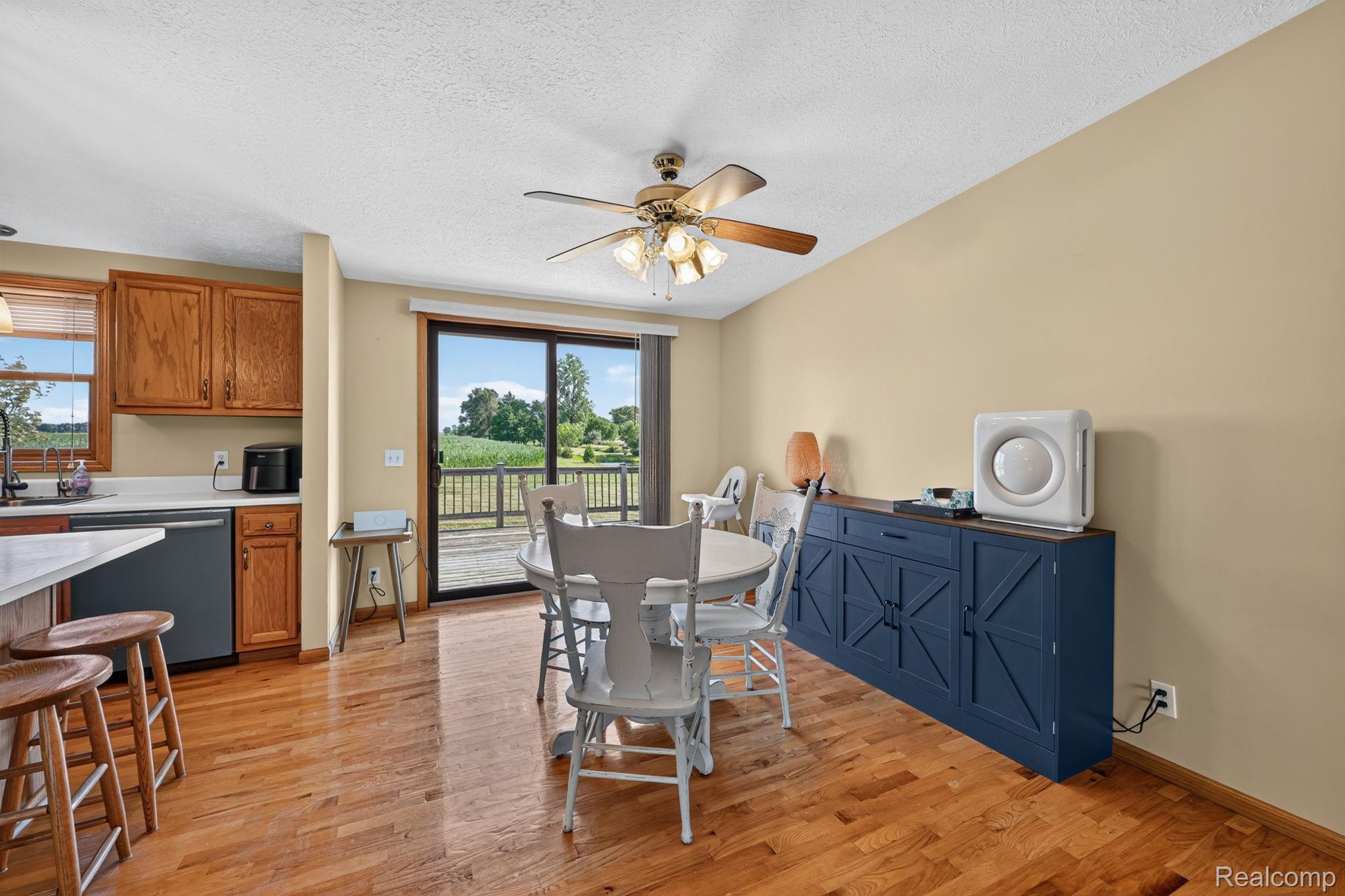 9889 Ditch Road Property Photo 19