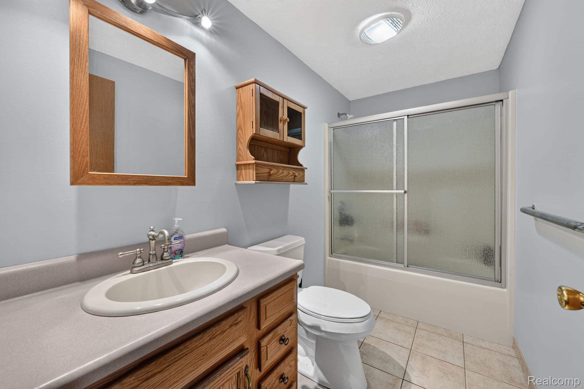 9889 Ditch Road Property Photo 31
