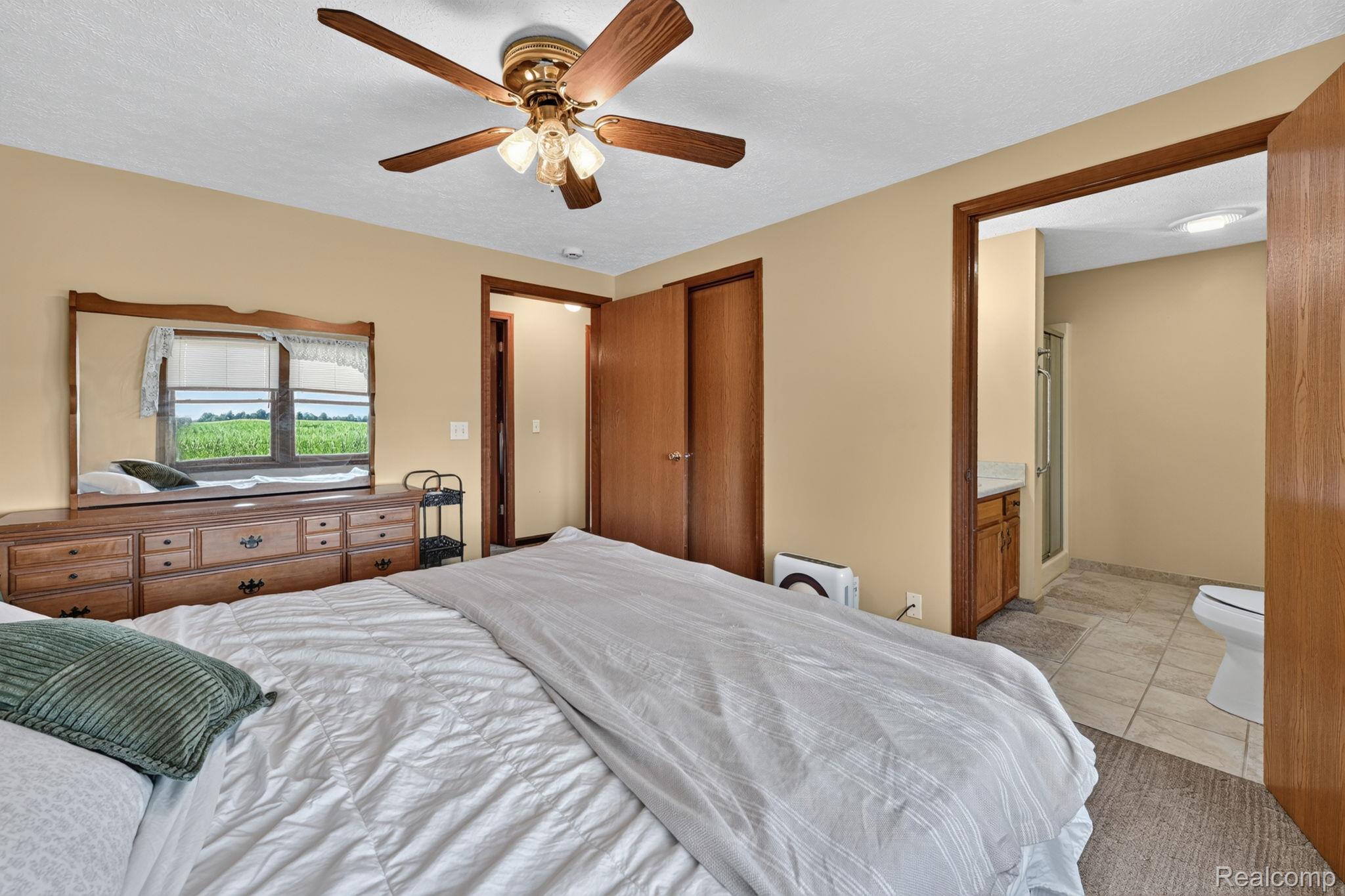 9889 Ditch Road Property Photo 35