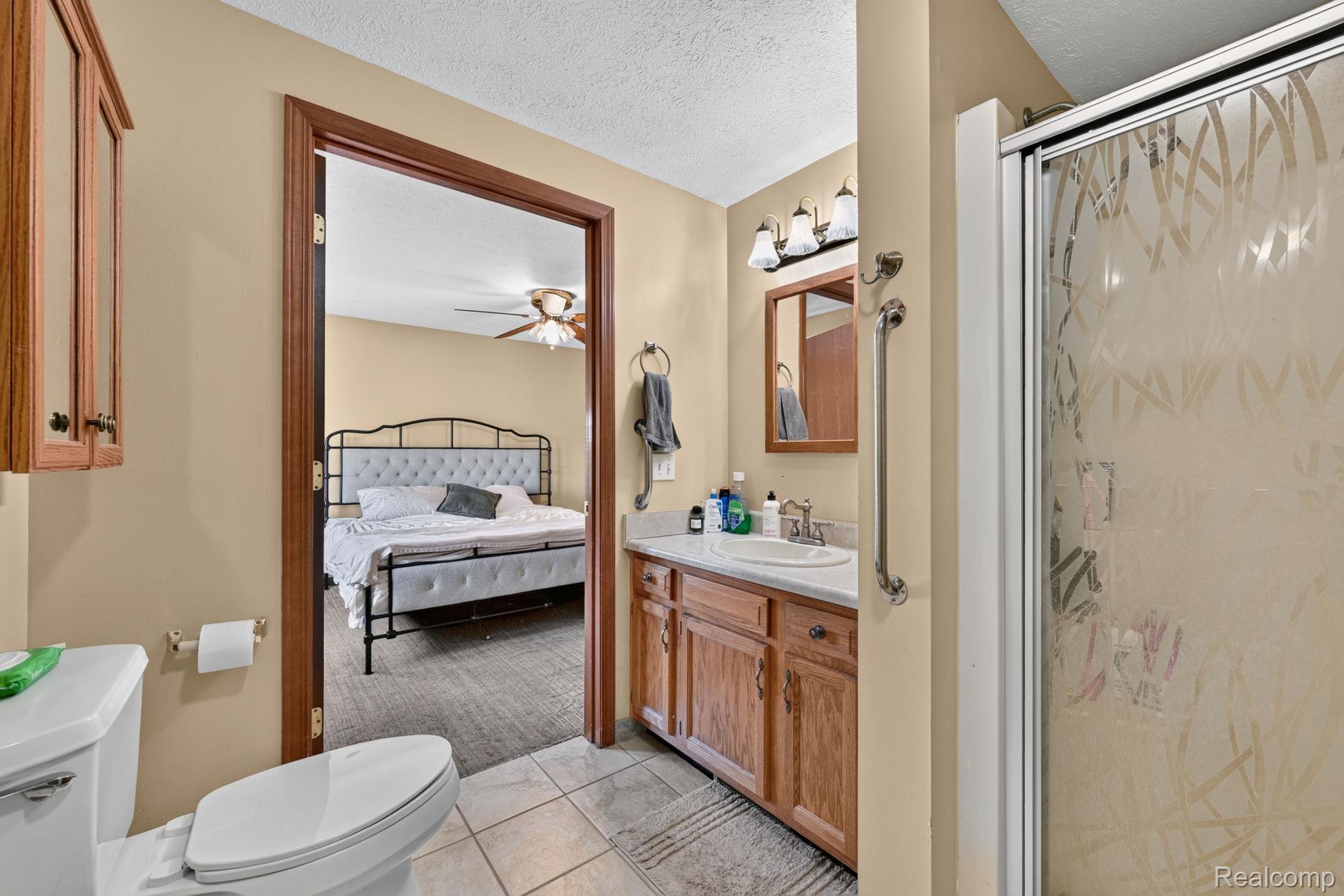 9889 Ditch Road Property Photo 39