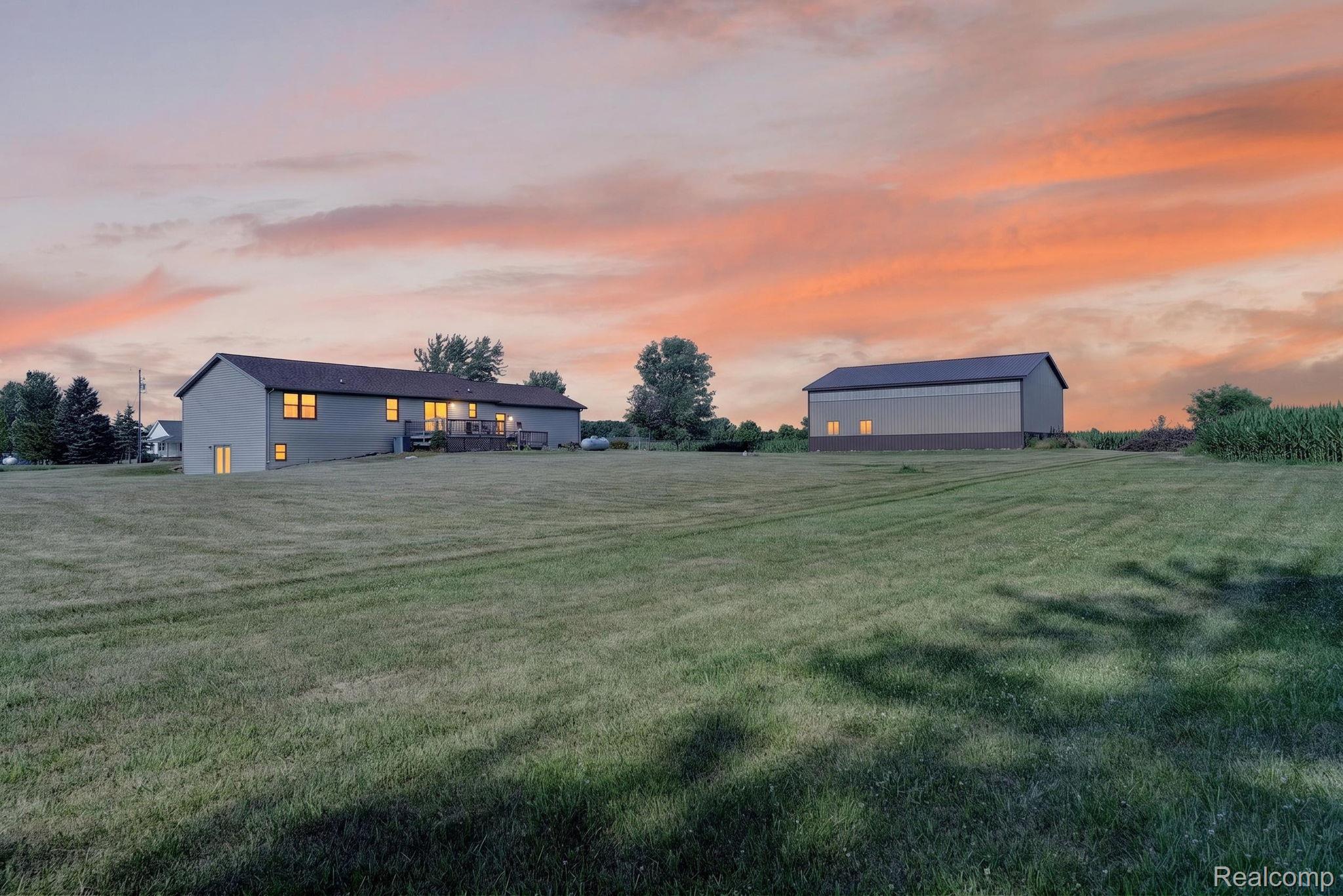 9889 Ditch Road Property Photo 60