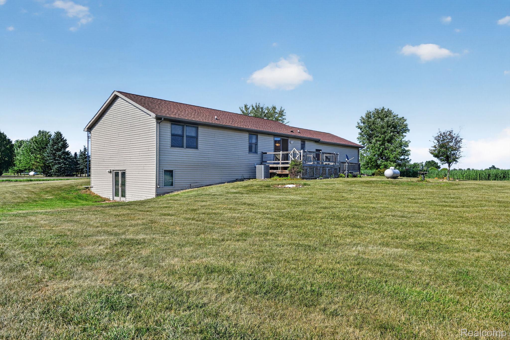 9889 Ditch Road Property Photo 62