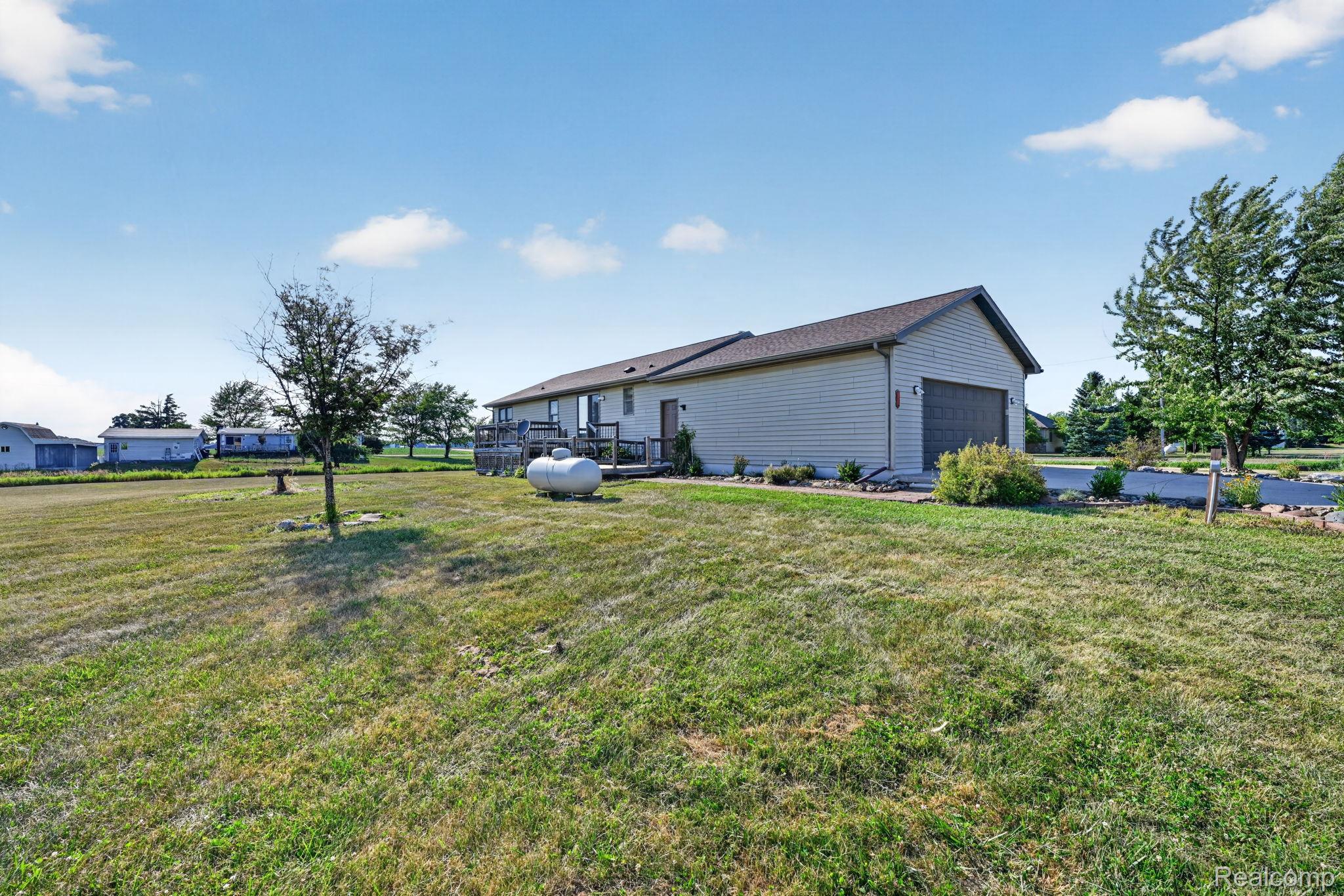 9889 Ditch Road Property Photo 65