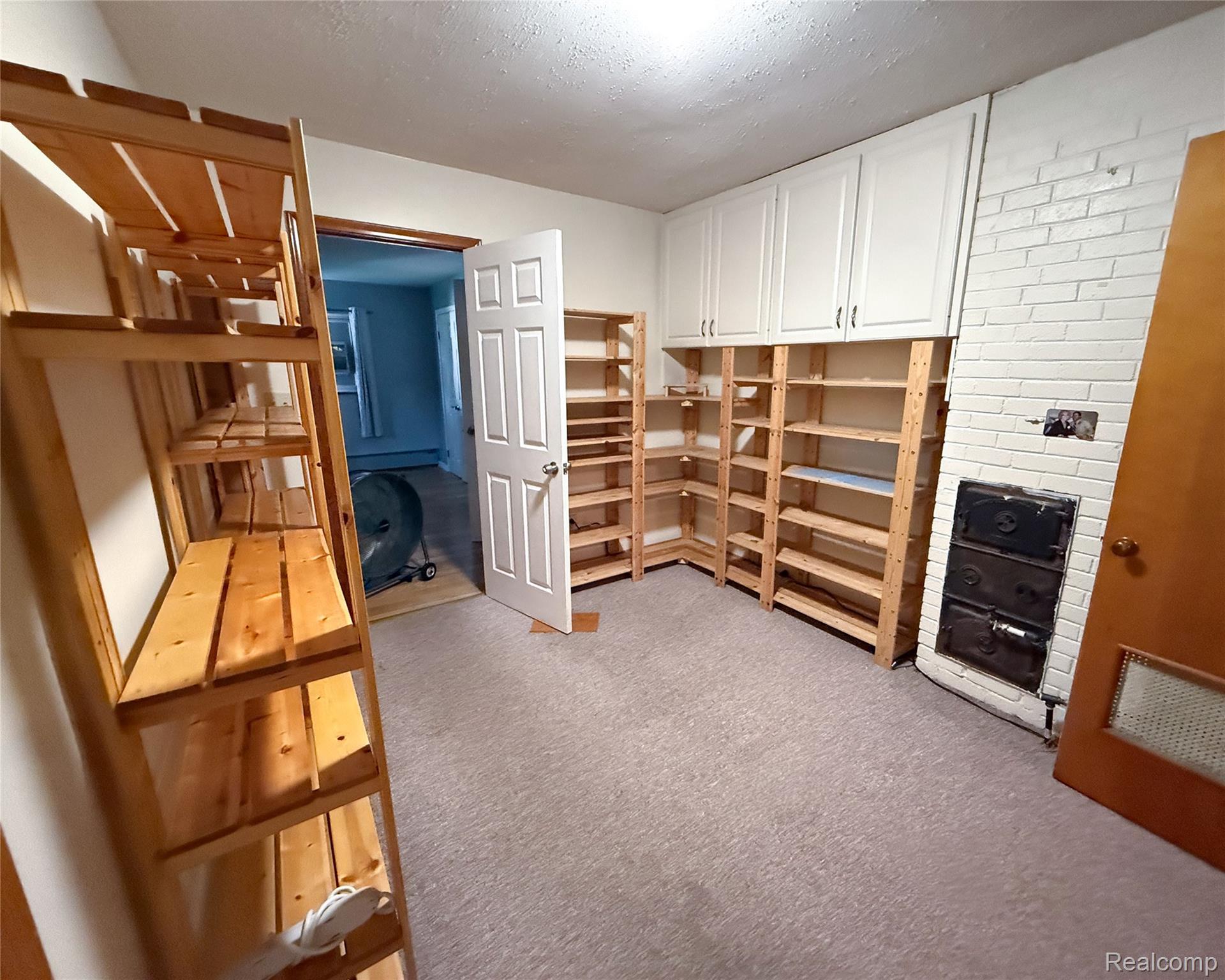 1460 Monroe Street Property Photo 19