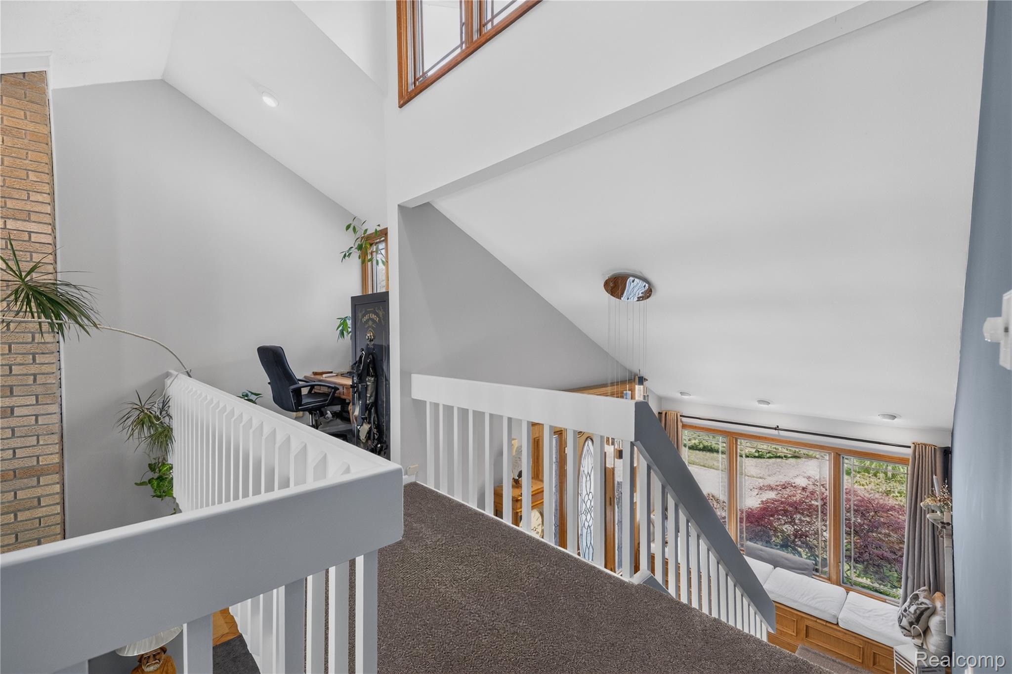 29474 East River Road Property Photo 27