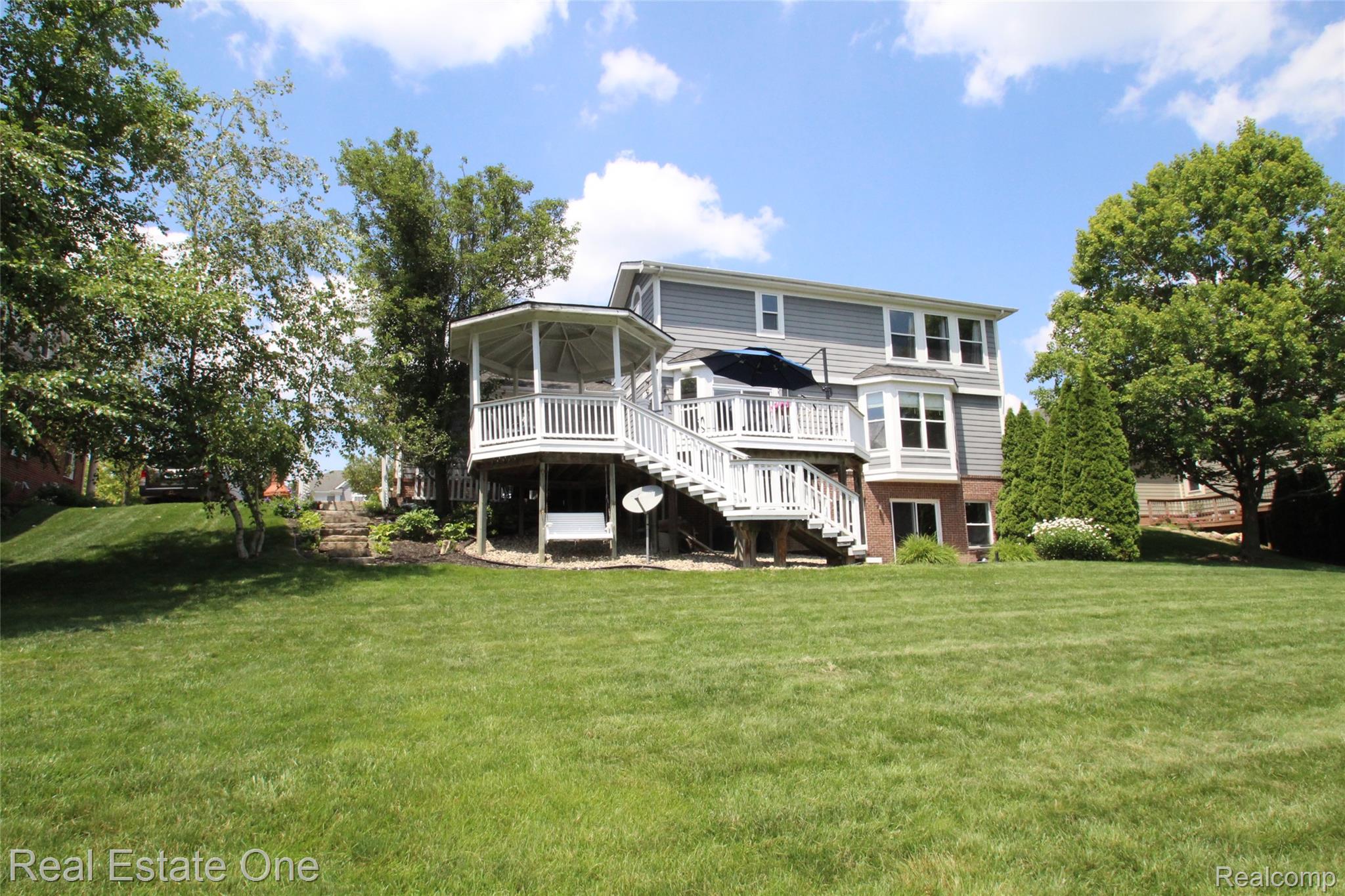 1809 Cheshire Lane Property Photo 4