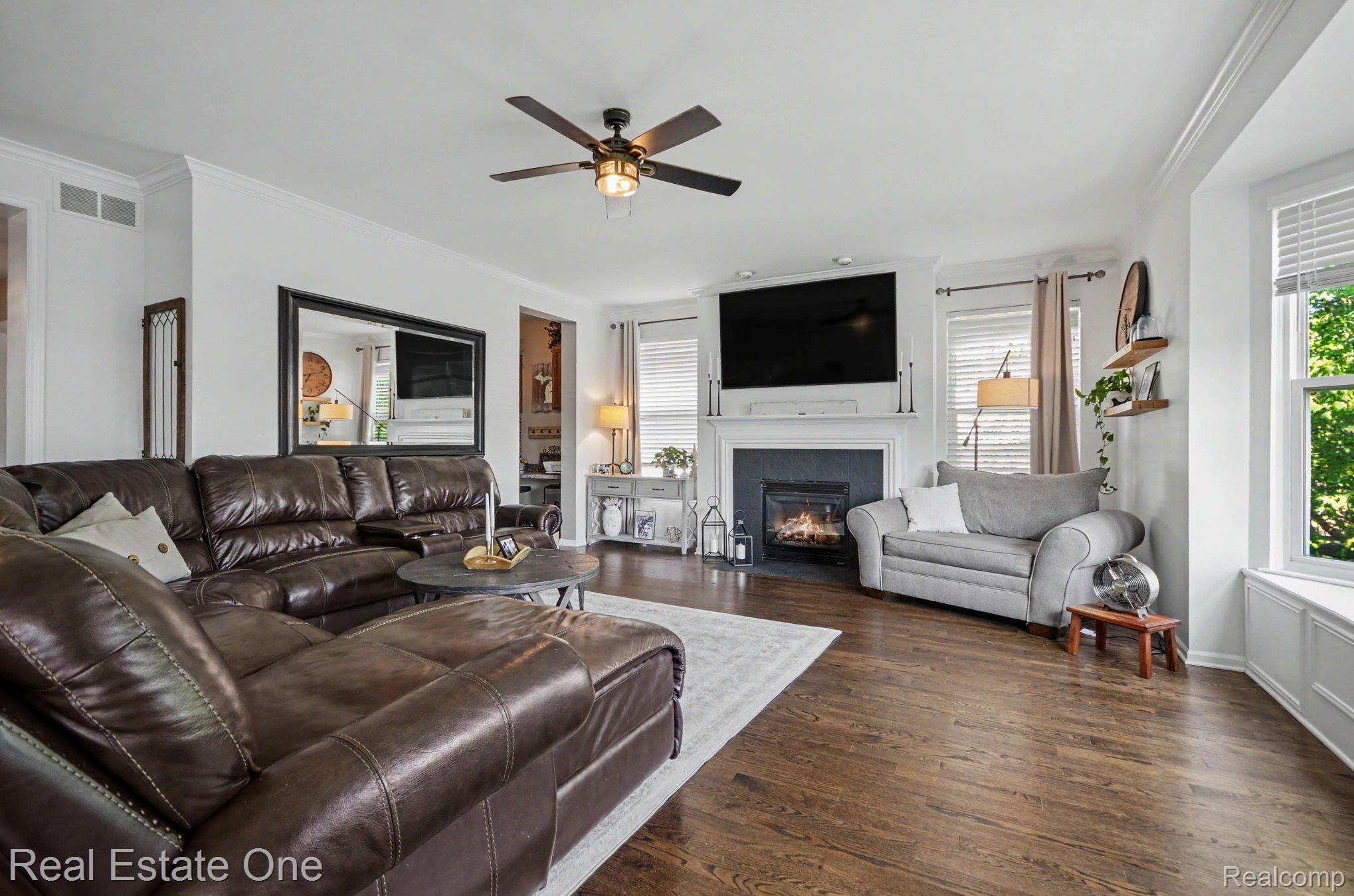 1809 Cheshire Lane Property Photo 10
