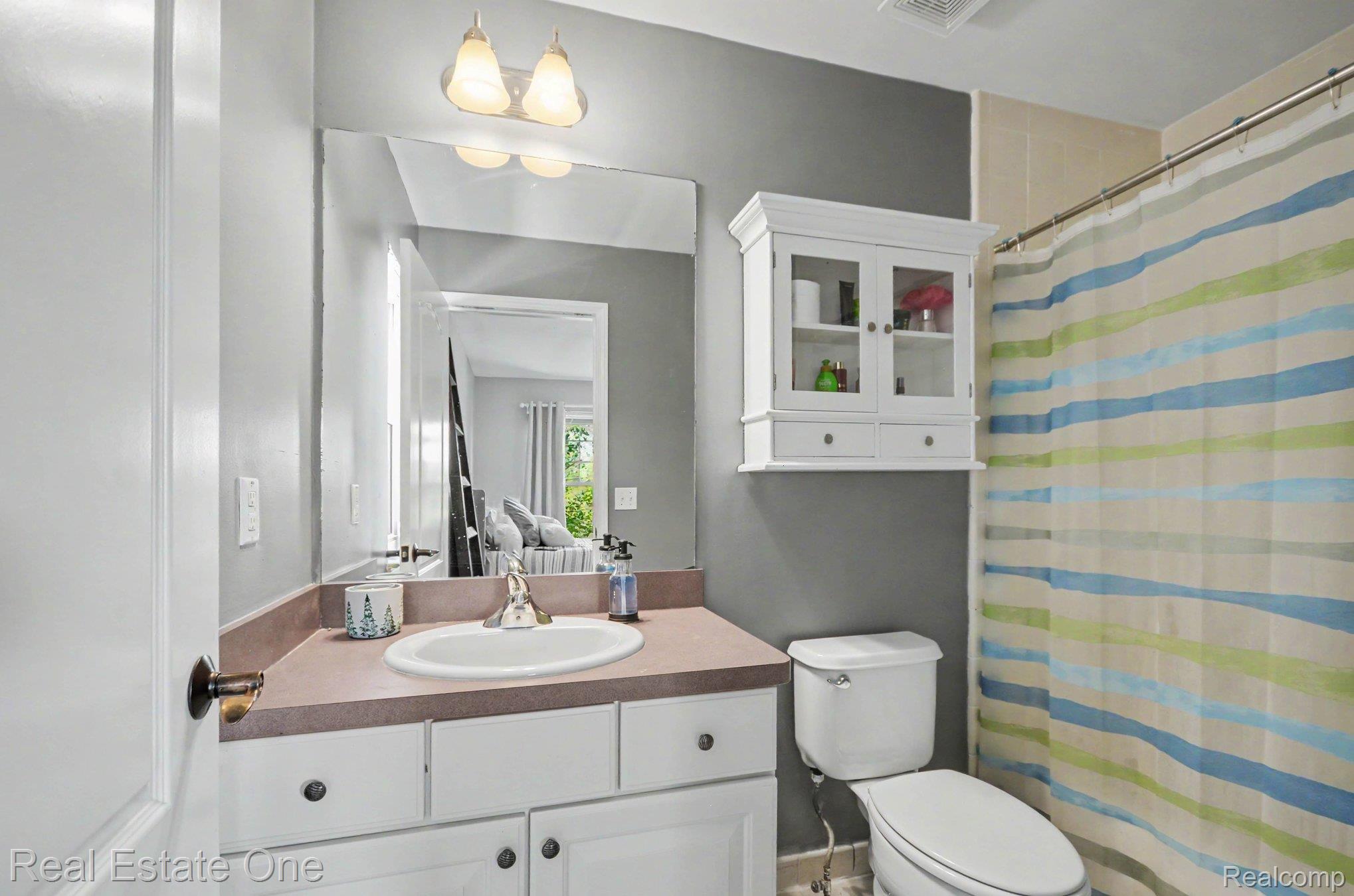 1809 Cheshire Lane Property Photo 30