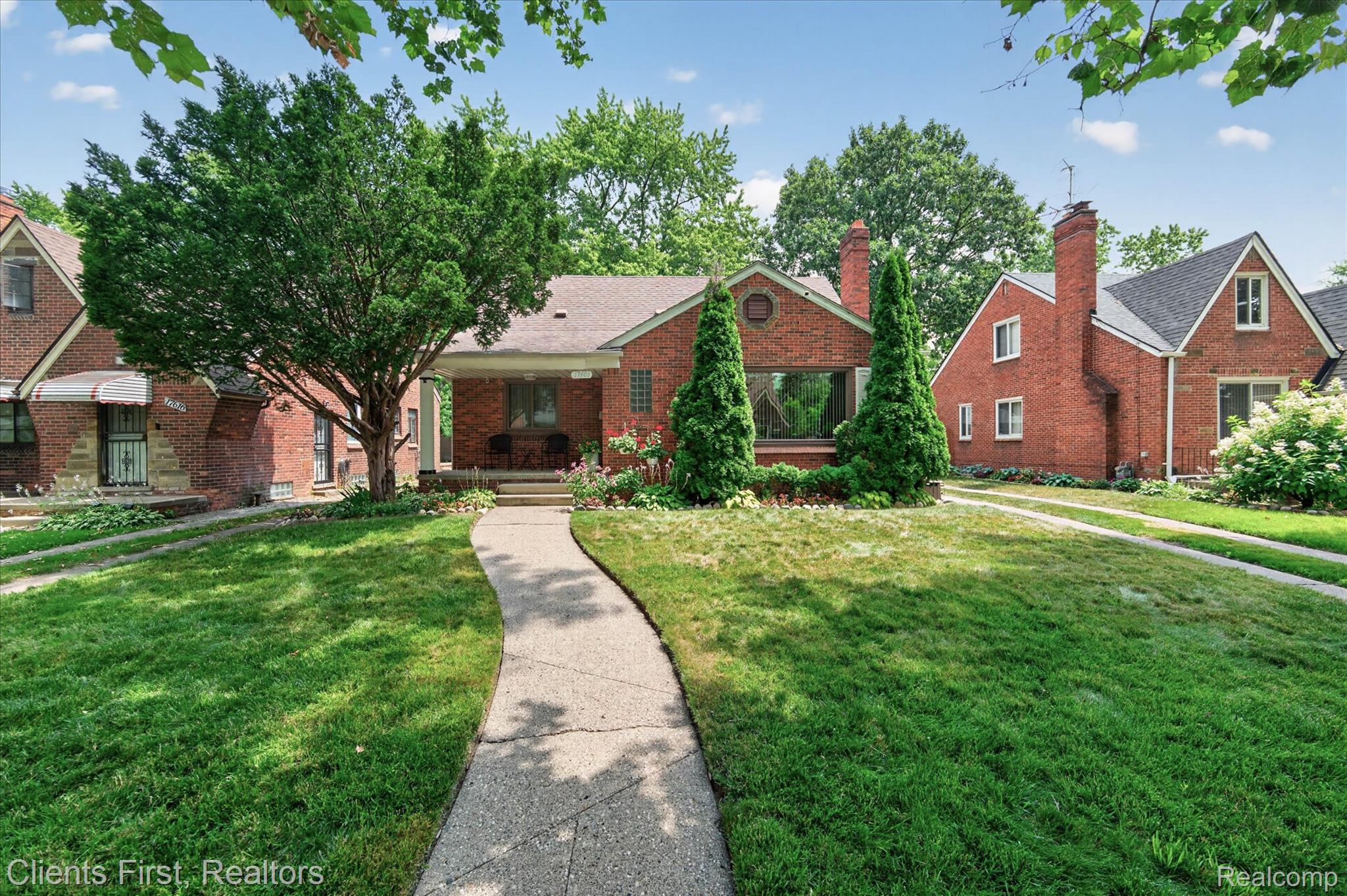 17606 Avon Avenue Property Photo 1