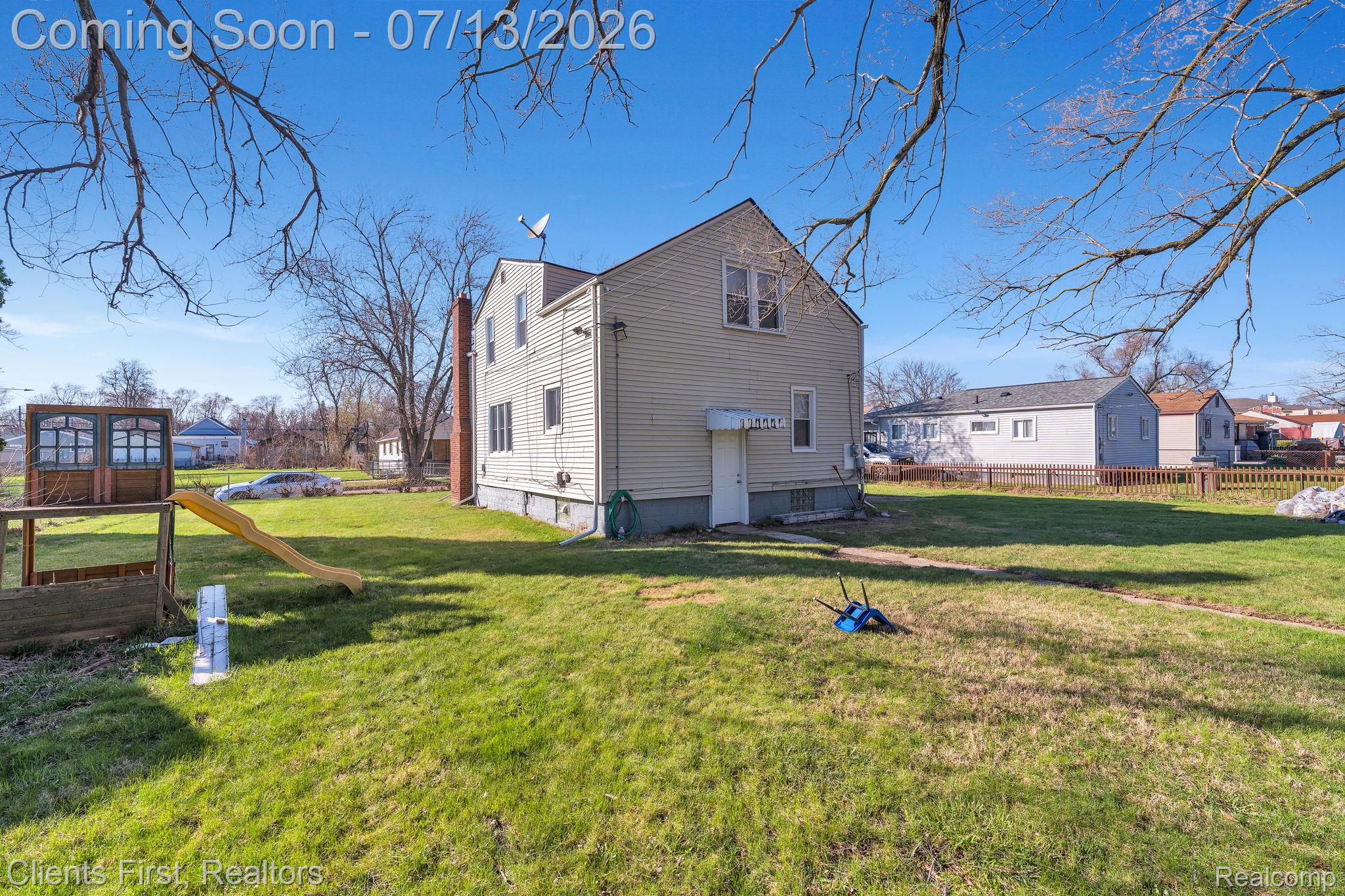 3787 14th Street Property Photo 5