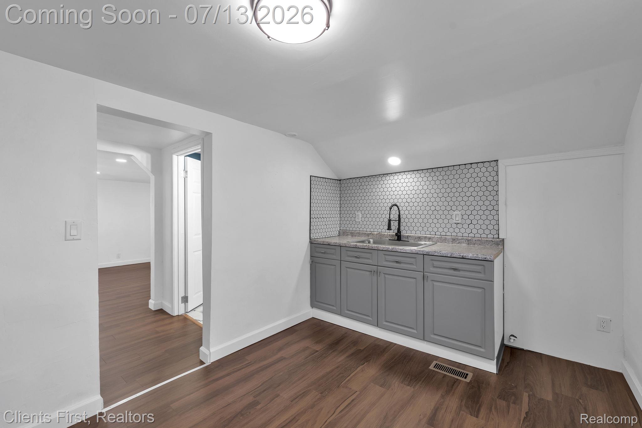 3787 14th Street Property Photo 20