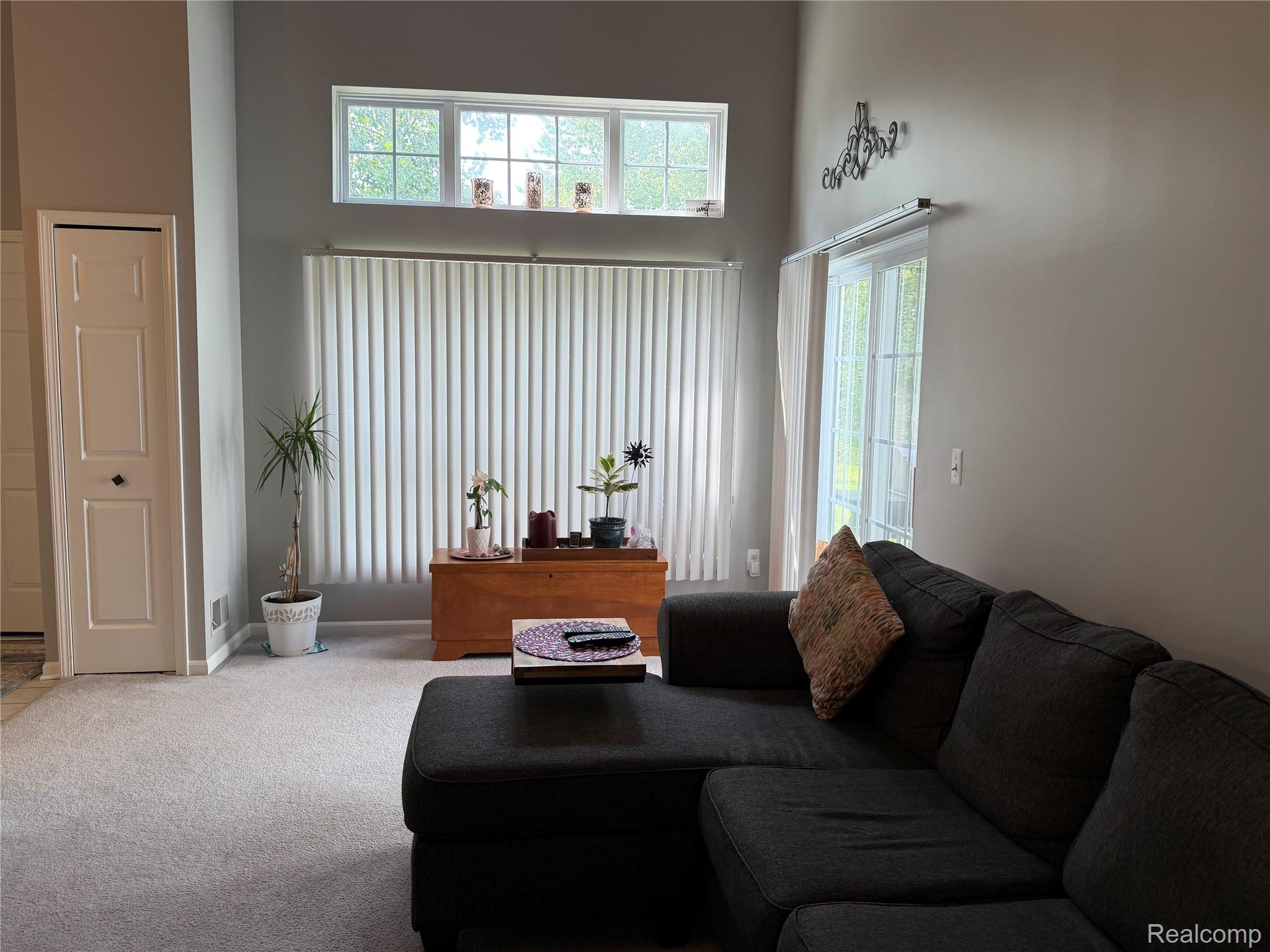 25588 Sun Sail Court Property Photo 9
