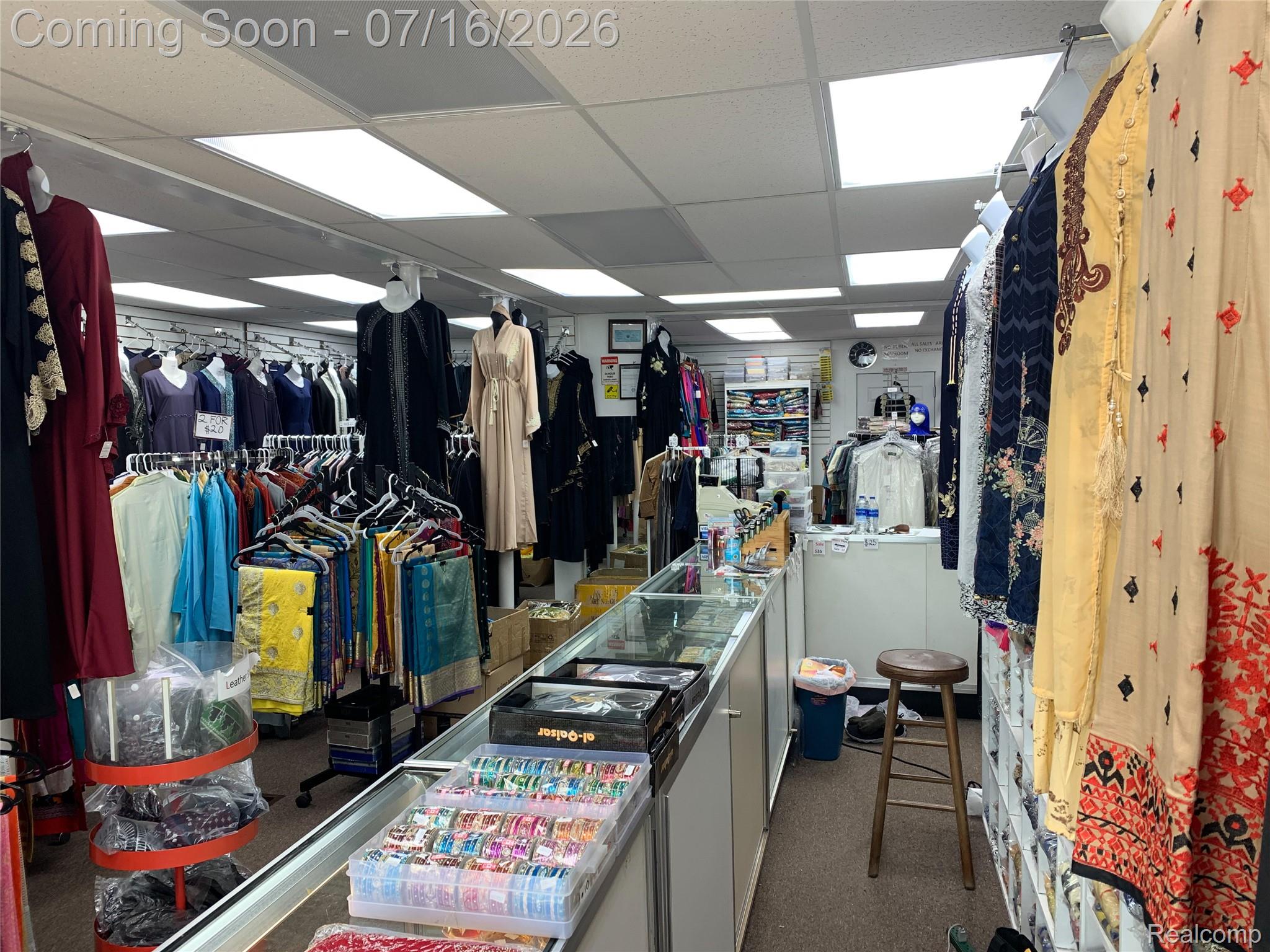 2373 Caniff Property Photo 3