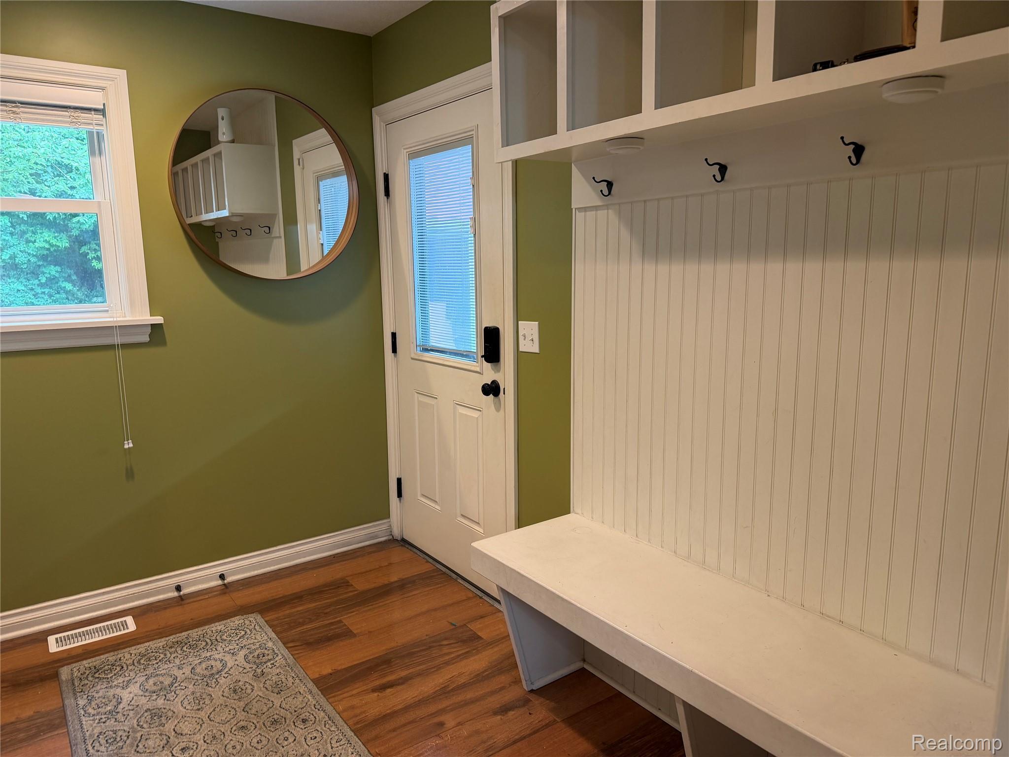 1016 N Jenison Avenue Property Photo 12
