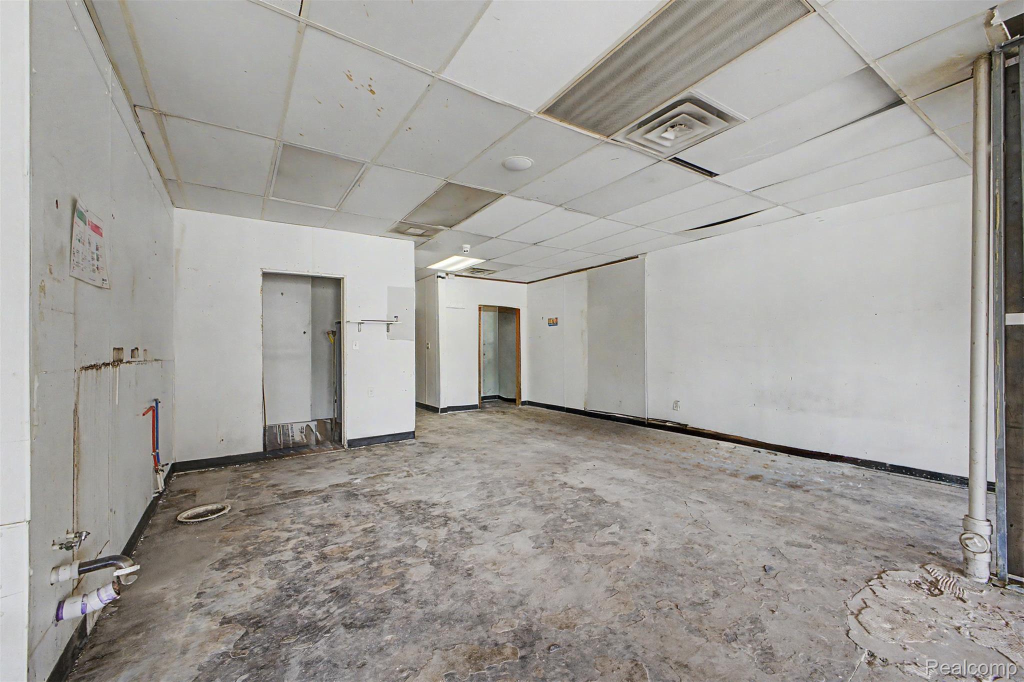 19288 Eureka Road Property Photo 19