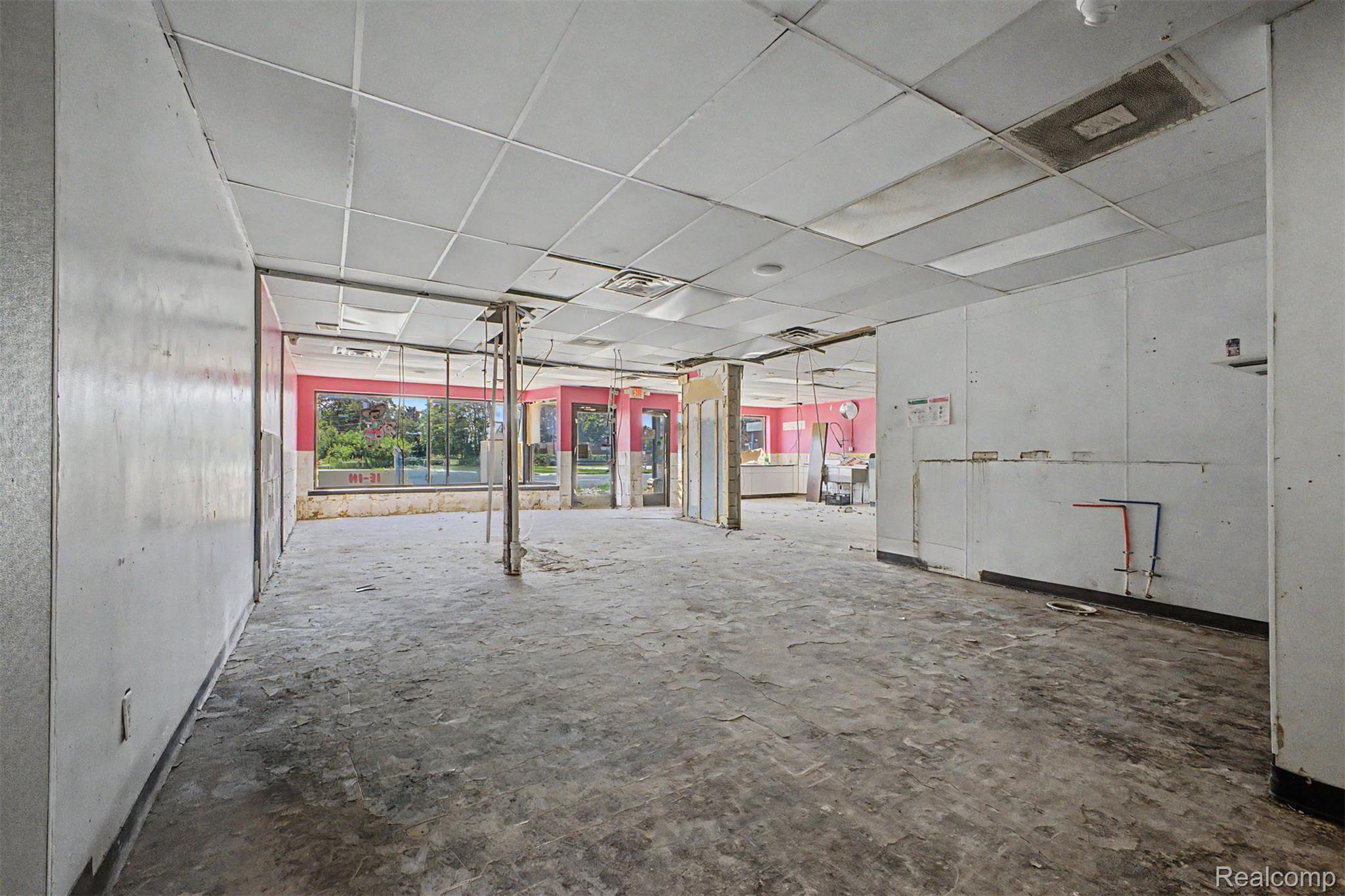 19288 Eureka Road Property Photo 20