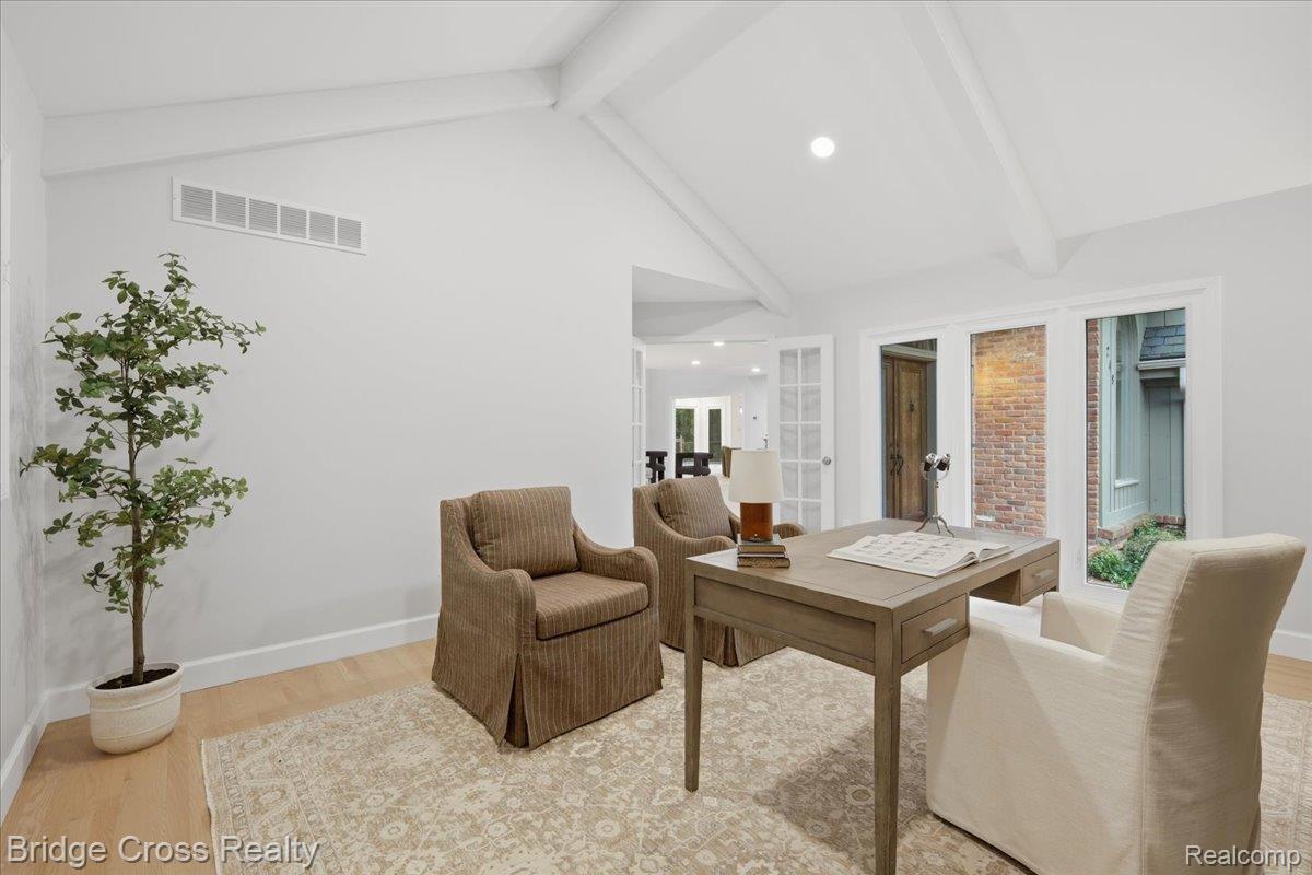 249 Norcliff Drive Property Photo 26