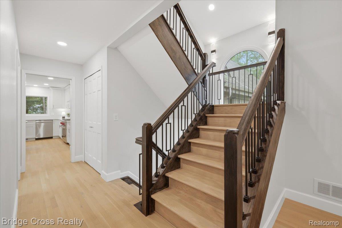 249 Norcliff Drive Property Photo 38
