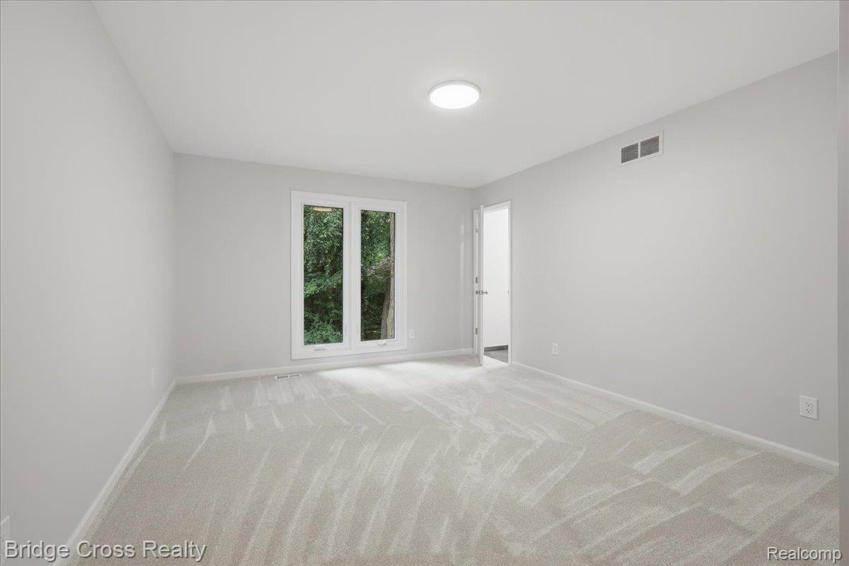249 Norcliff Drive Property Photo 50