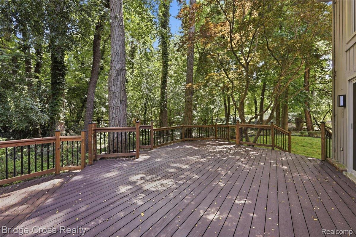 249 Norcliff Drive Property Photo 62