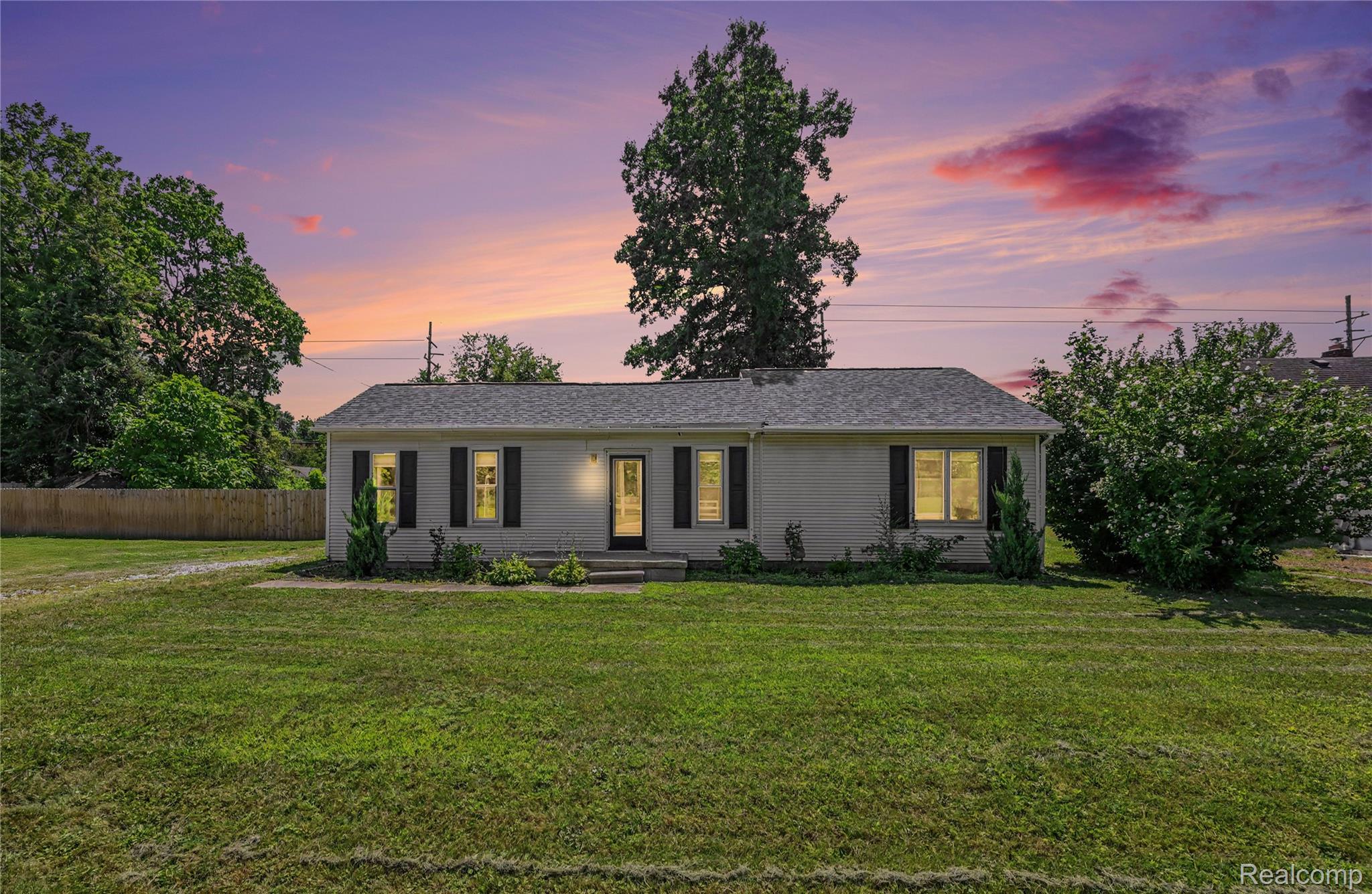 36951 Sibley Road Property Photo 1