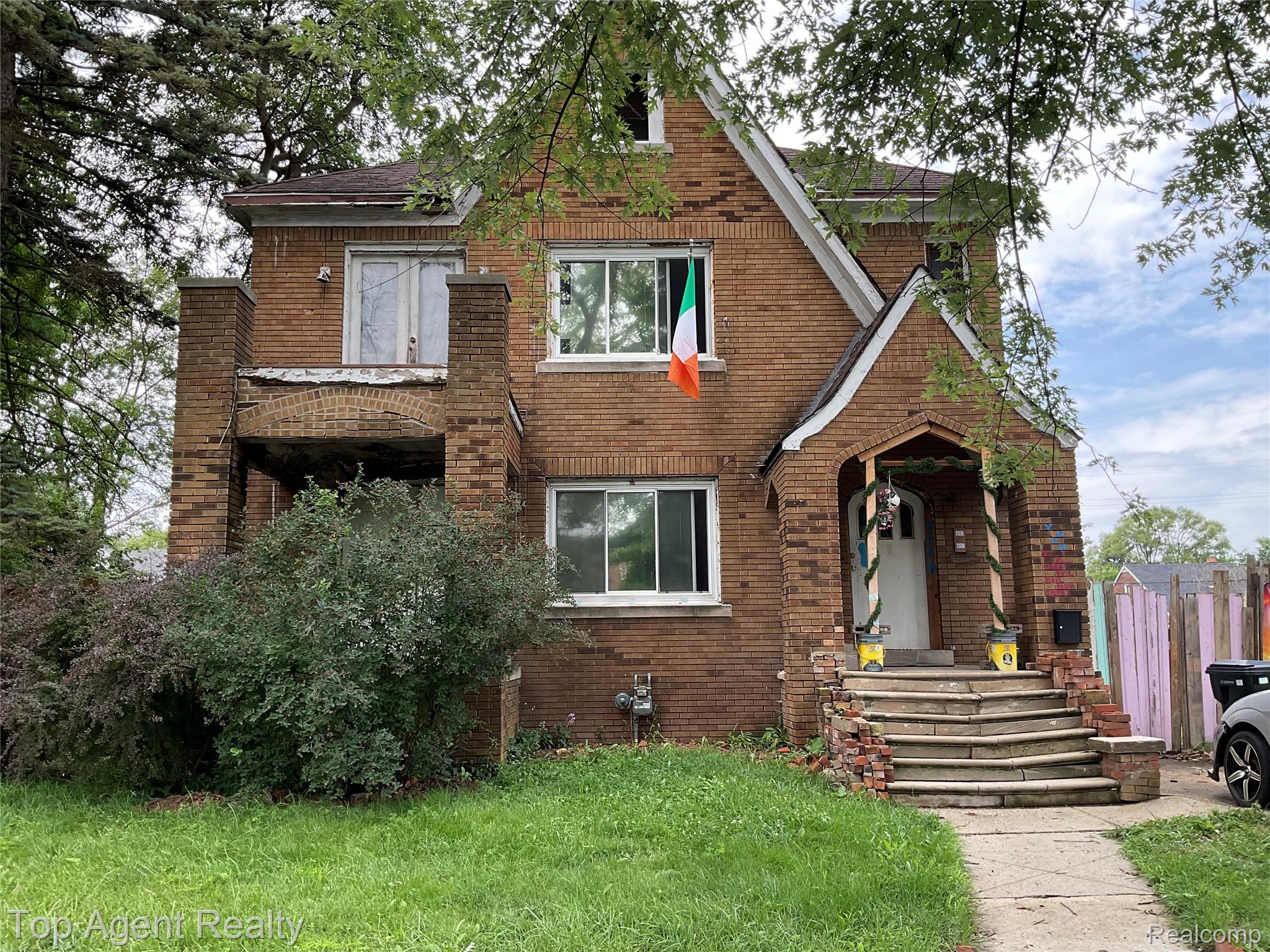 18063 Pelkey Street Property Photo 1