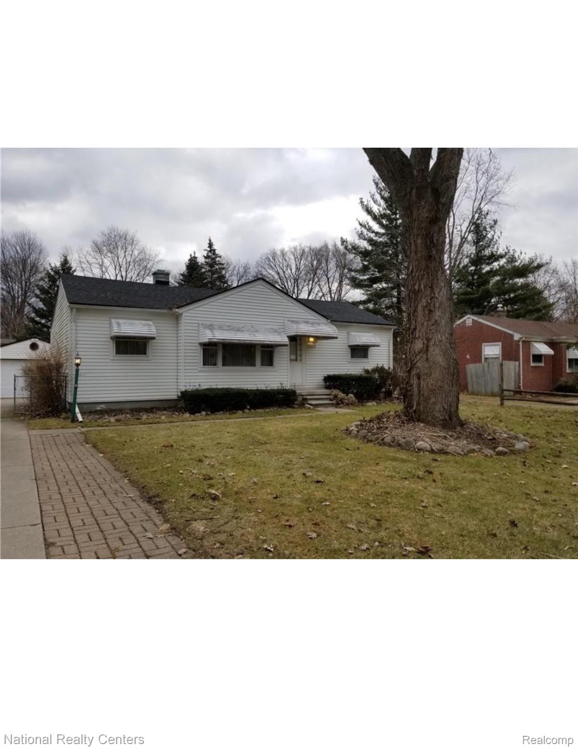18270 Foch Street Property Photo 1