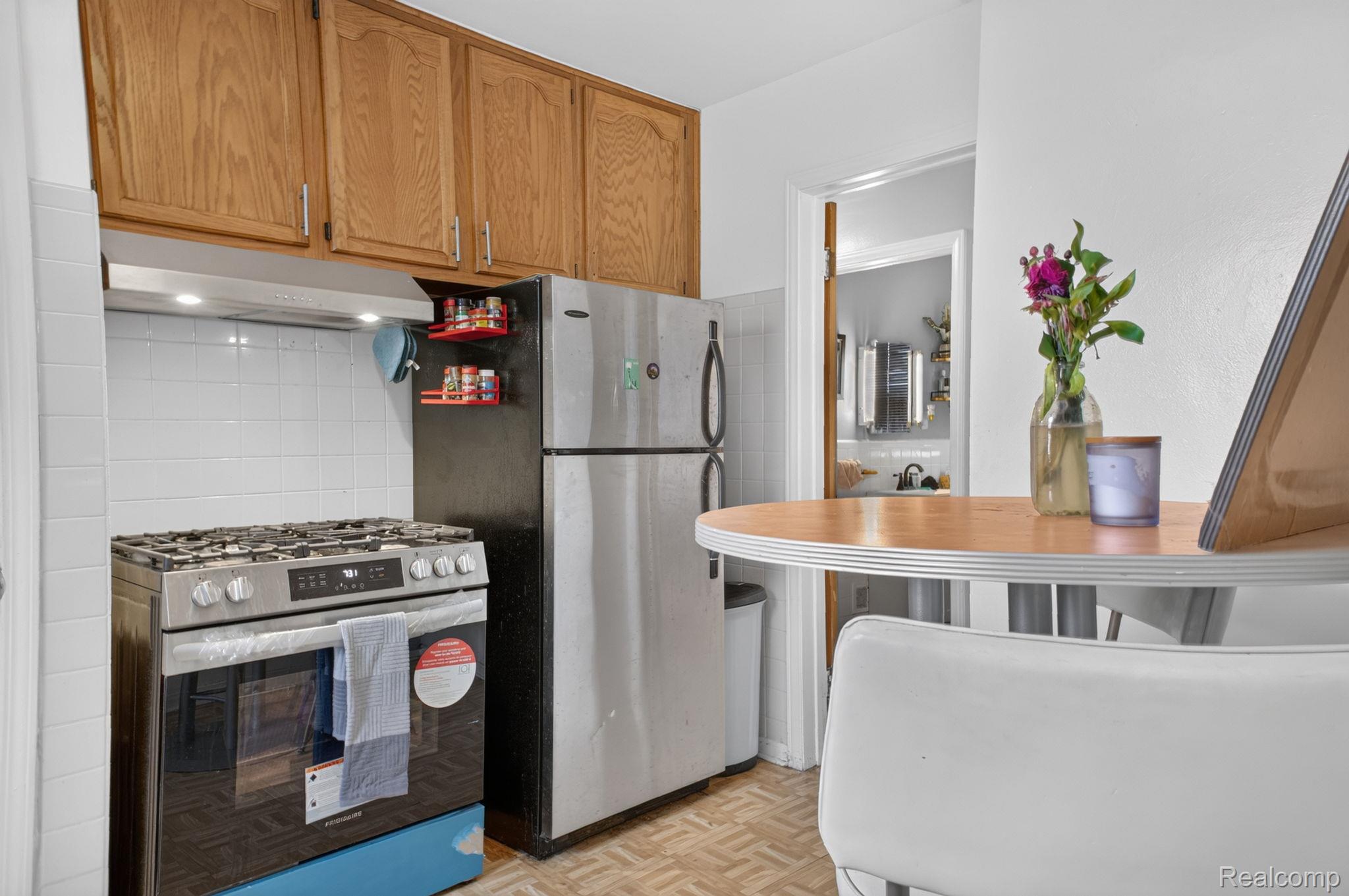 17501 Mendota Street Property Photo 8