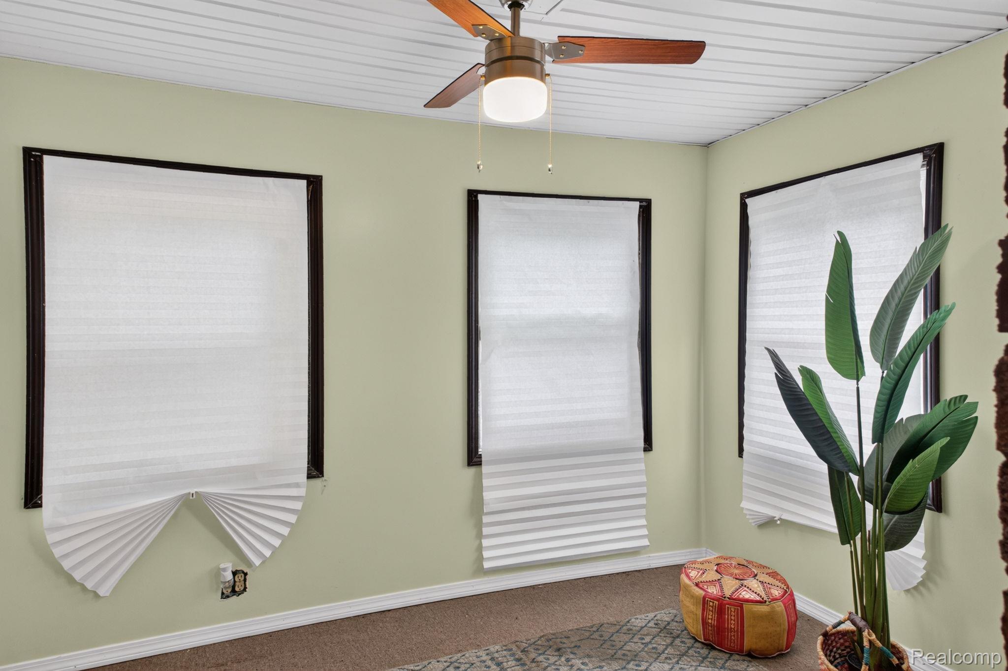 17501 Mendota Street Property Photo 18