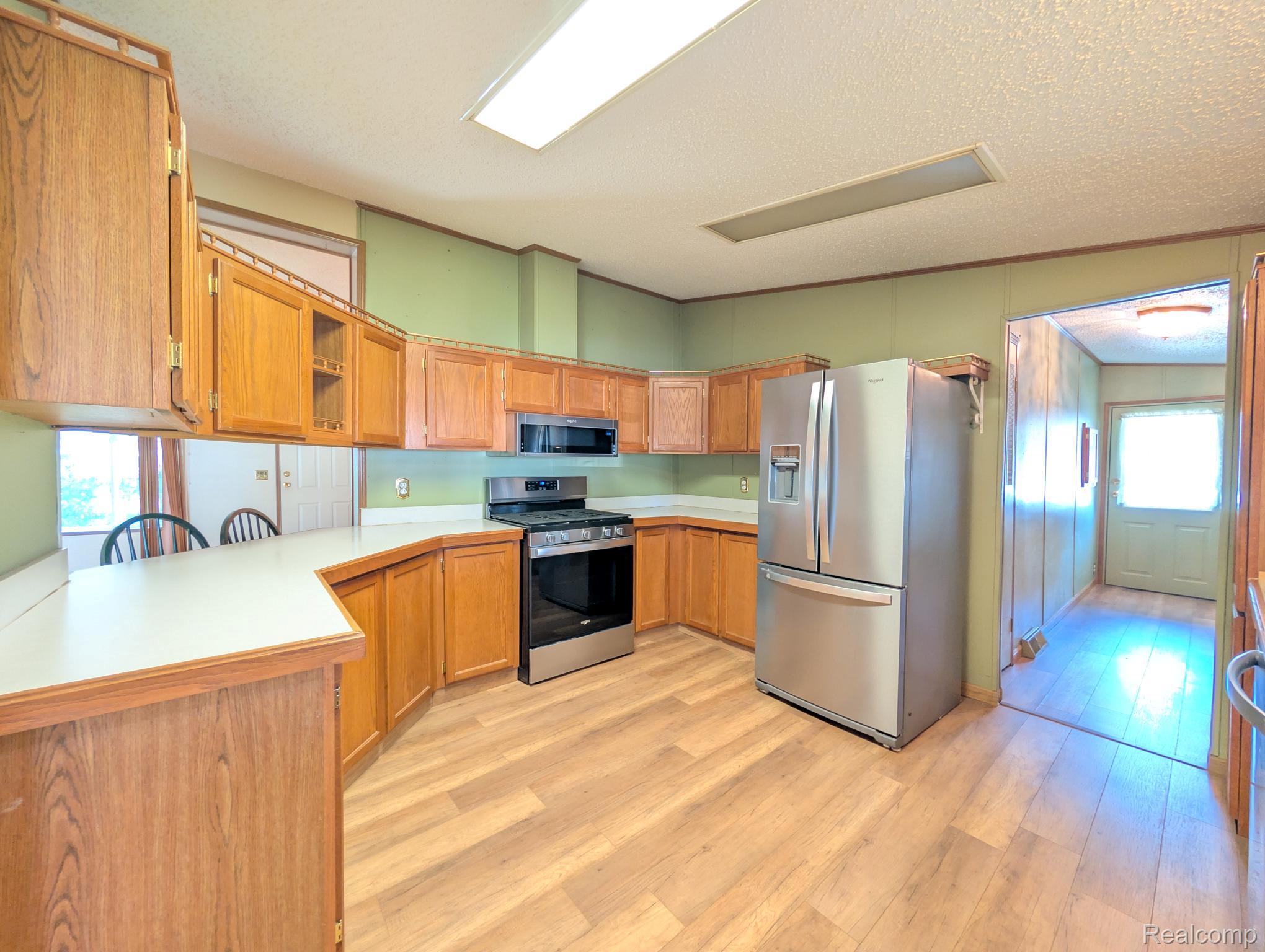 4024 E 54th Street Property Photo 9