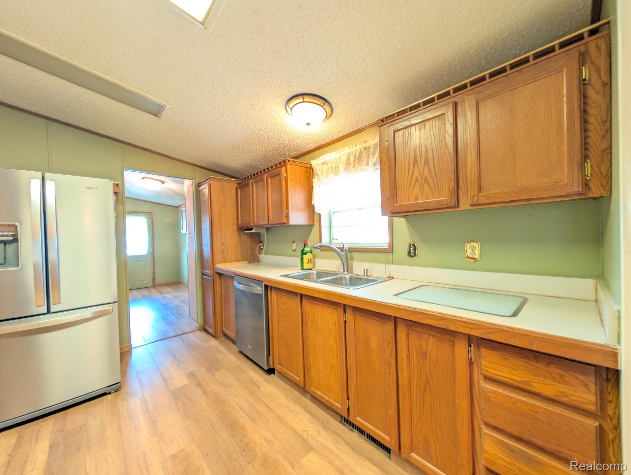 4024 E 54th Street Property Photo 10