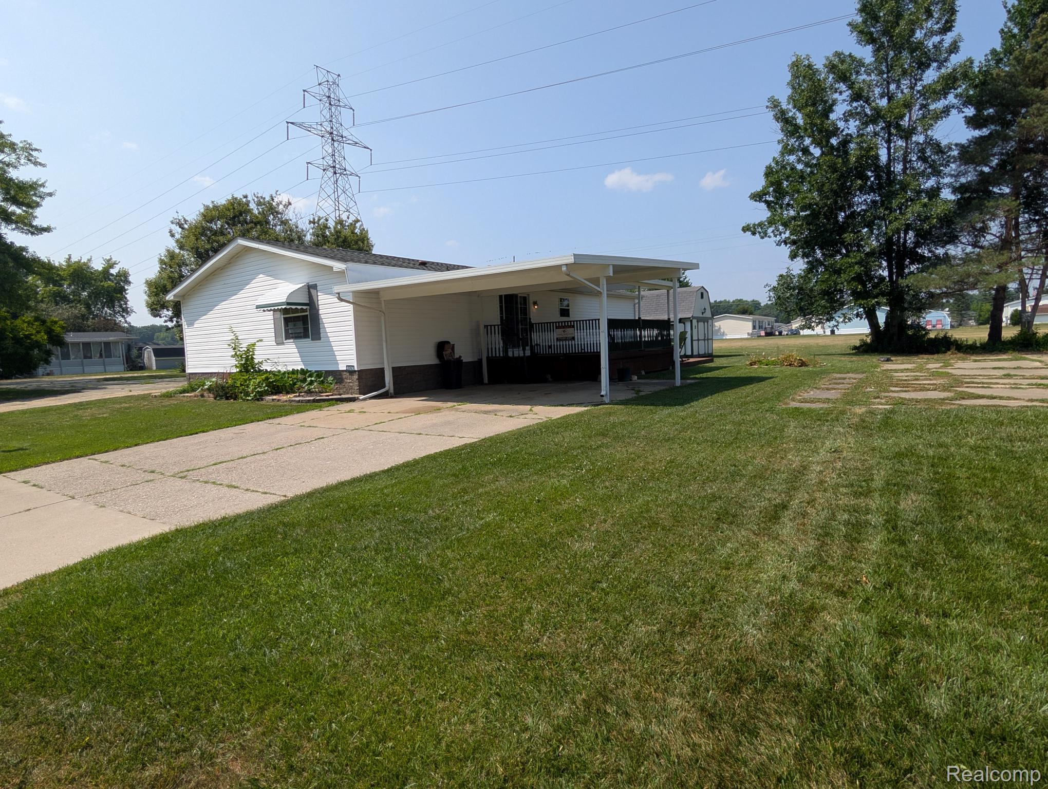 4024 E 54th Street Property Photo 22