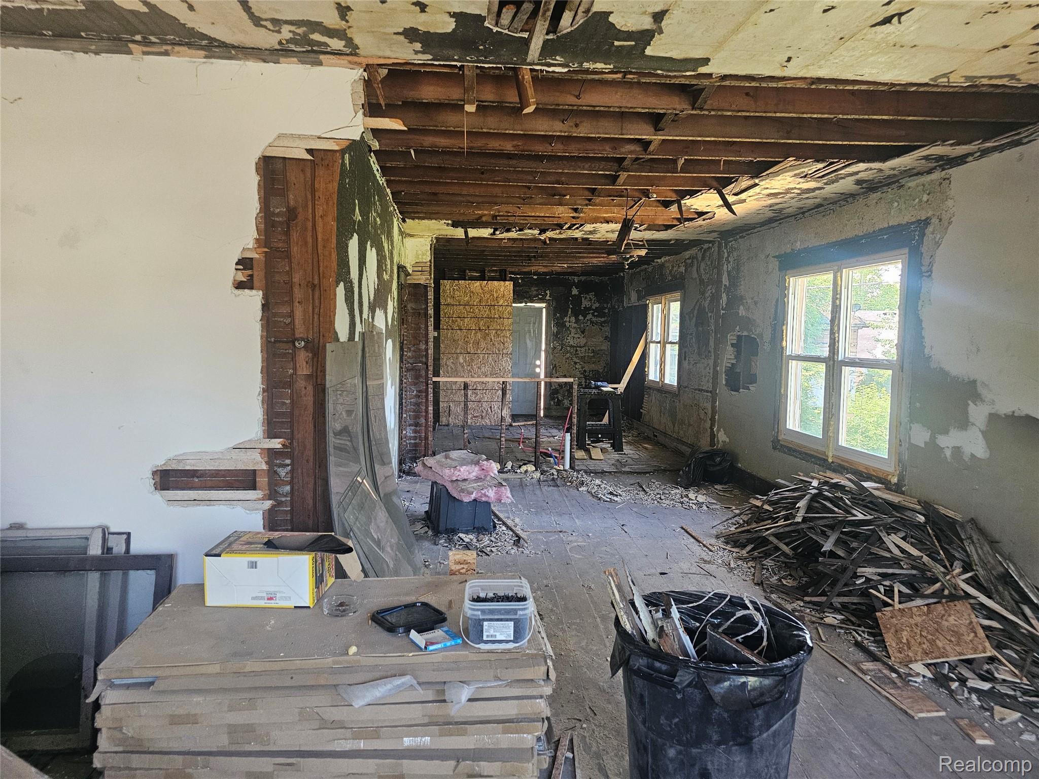 3757 Whitney Street Property Photo 17
