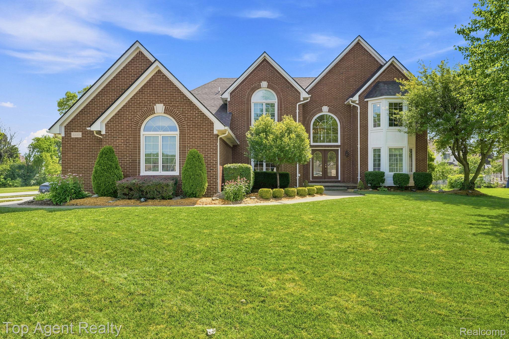 42316 Locklin Drive Property Photo 1