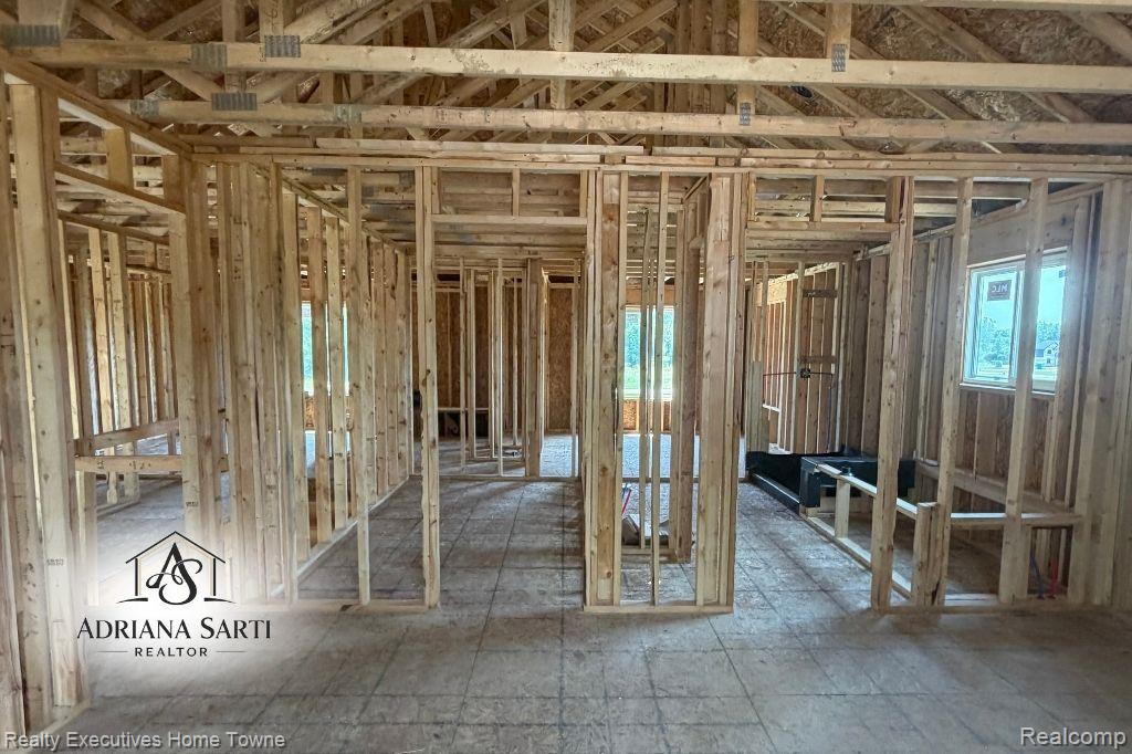 35029 Cygnet Circle Property Photo 6