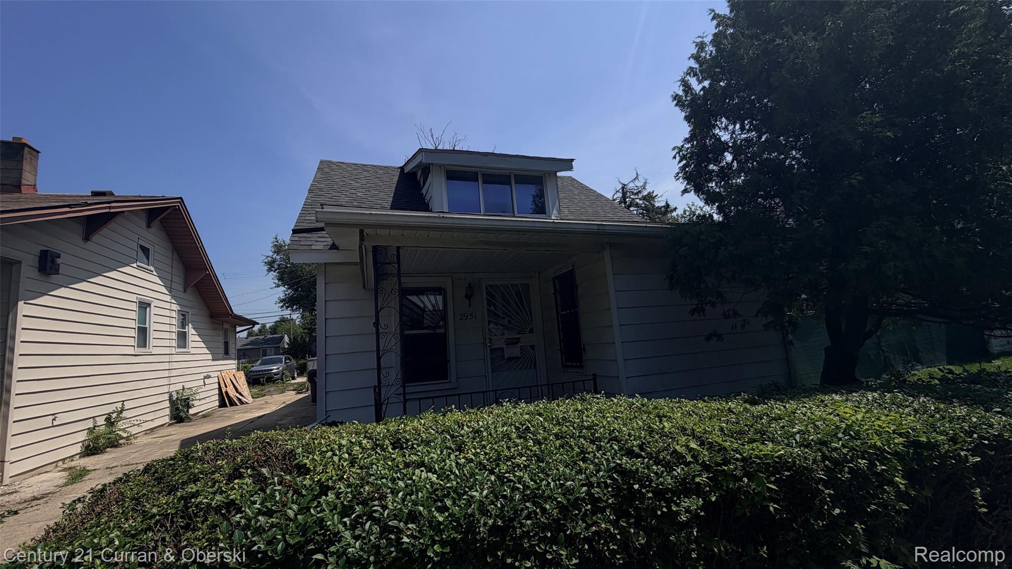 2951 S Edsel Street Property Photo 1