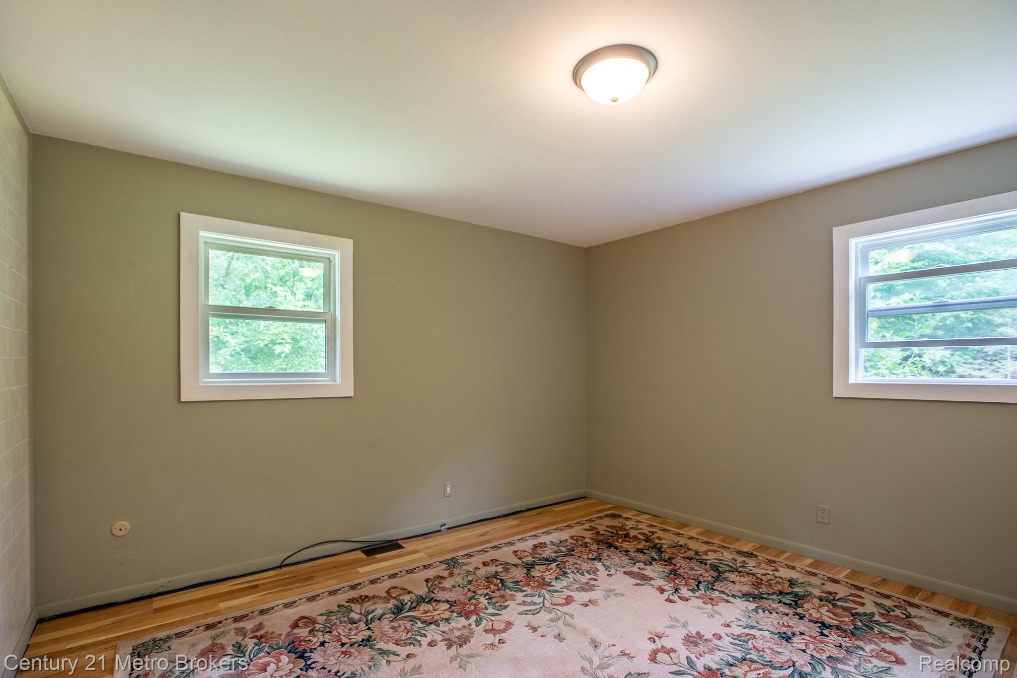 5262 Conifer Drive Property Photo 14